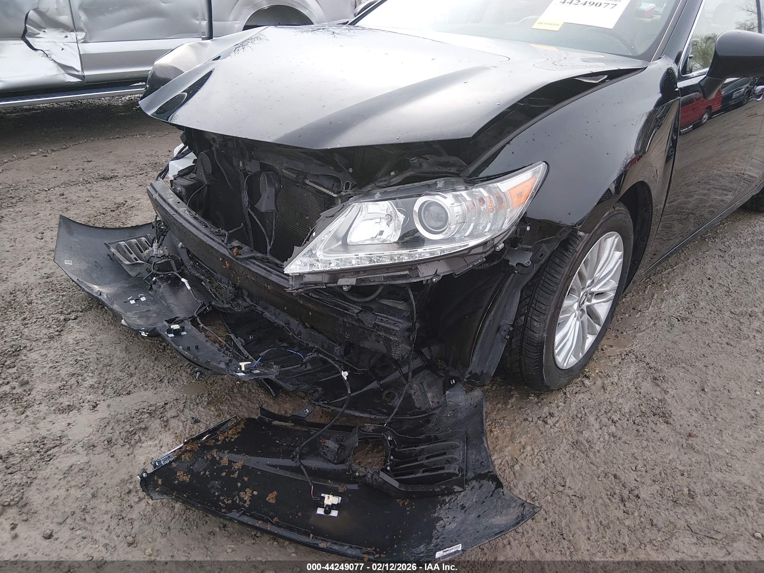 LEXUS ES image 6