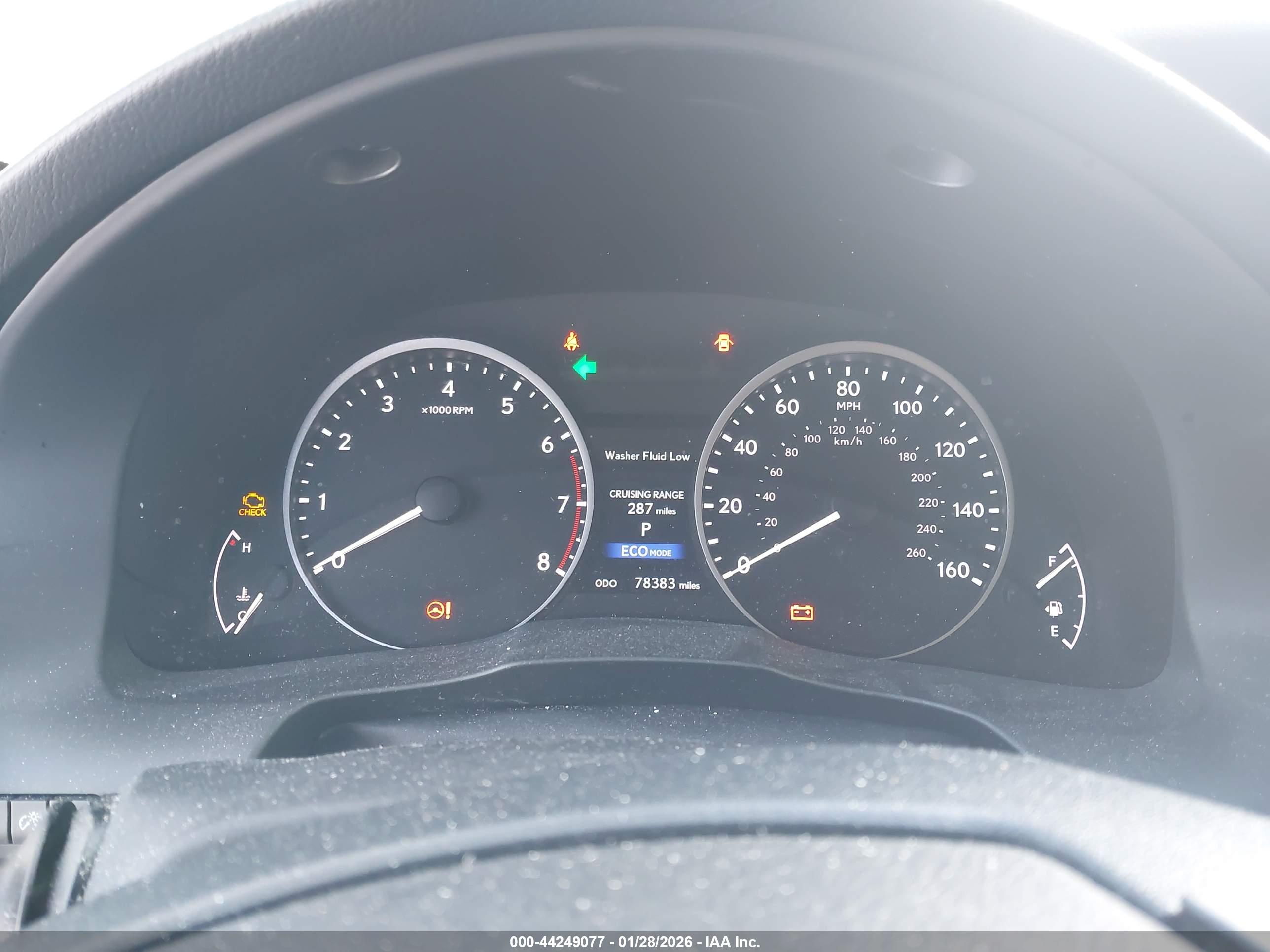 LEXUS ES image 7