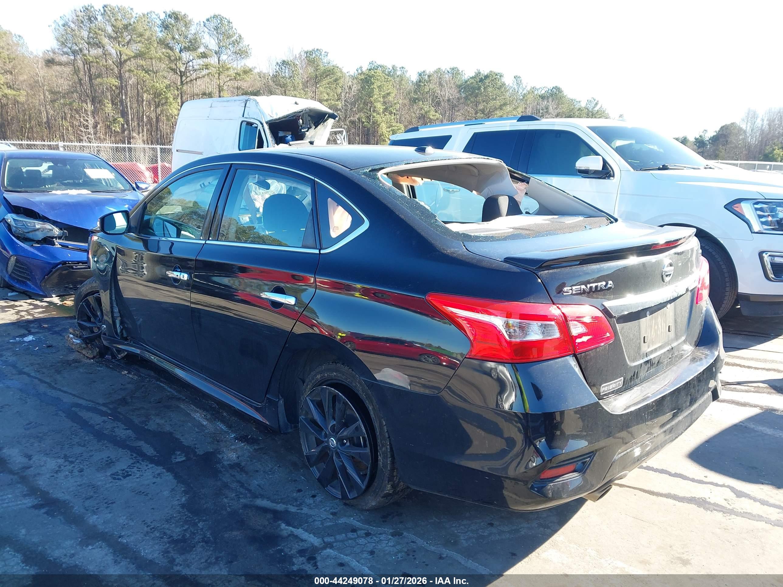 NISSAN SENTRA image 3