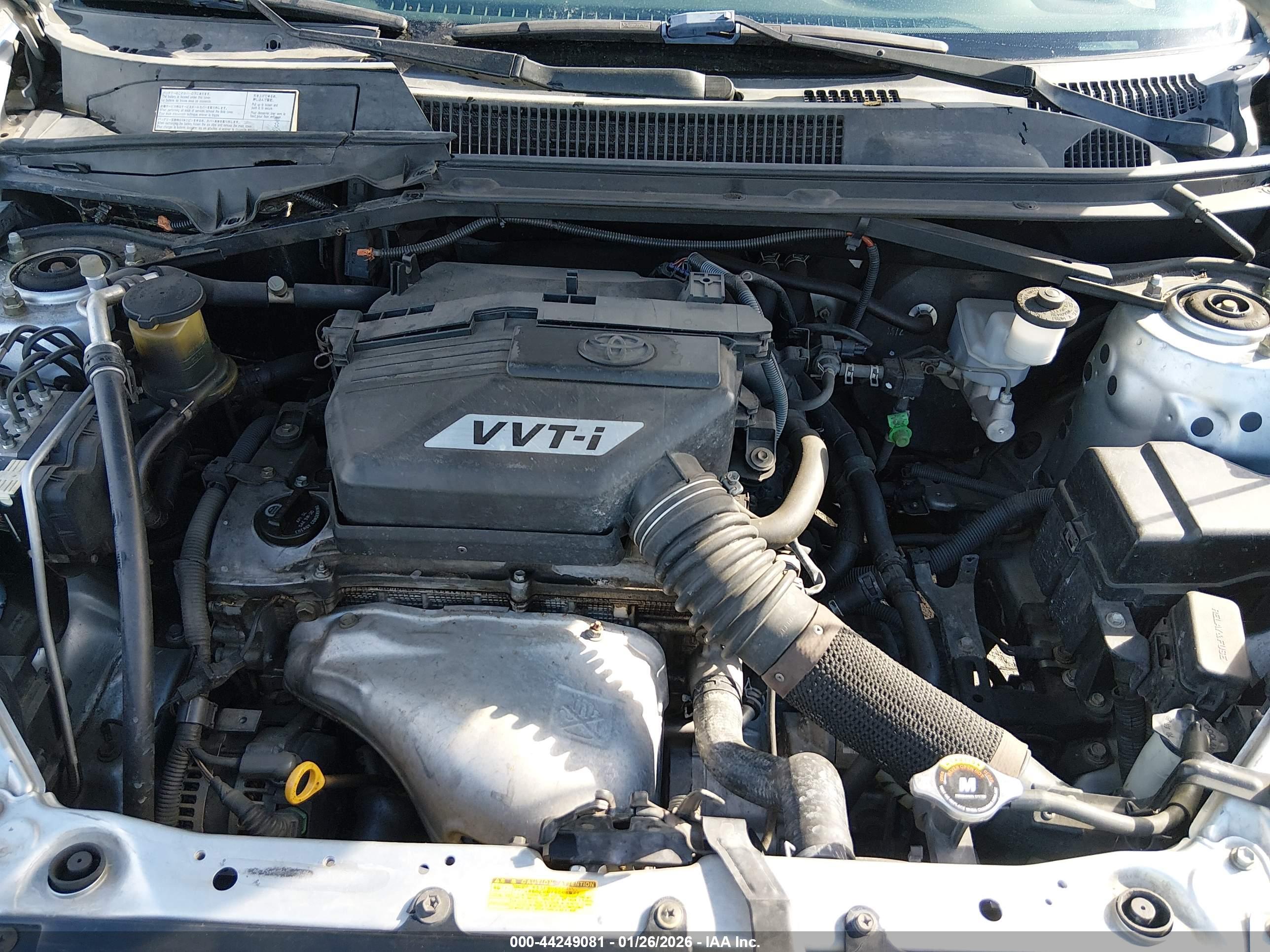 TOYOTA RAV4 image 10