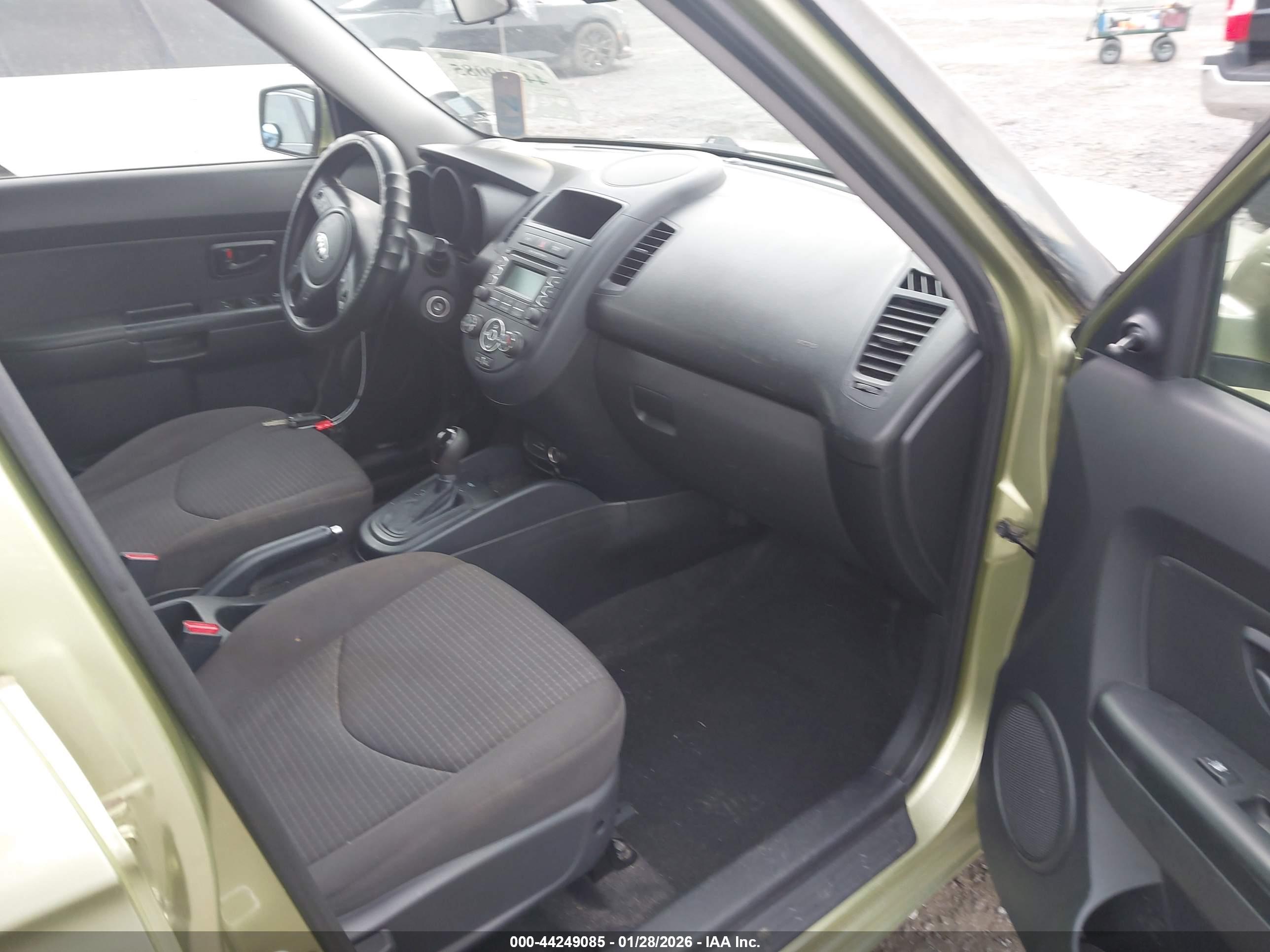 KIA SOUL image 5