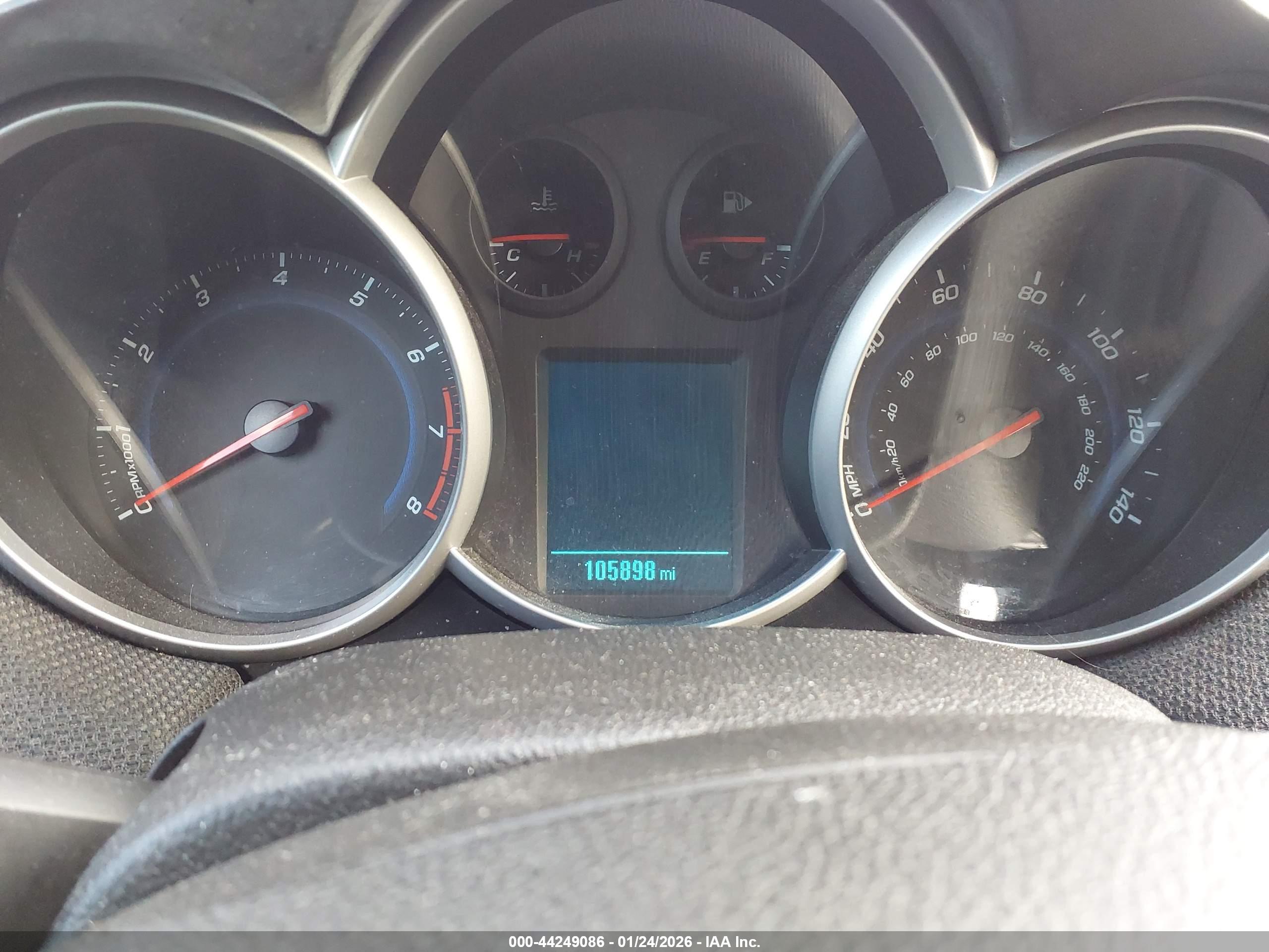 CHEVROLET CRUZE image 7