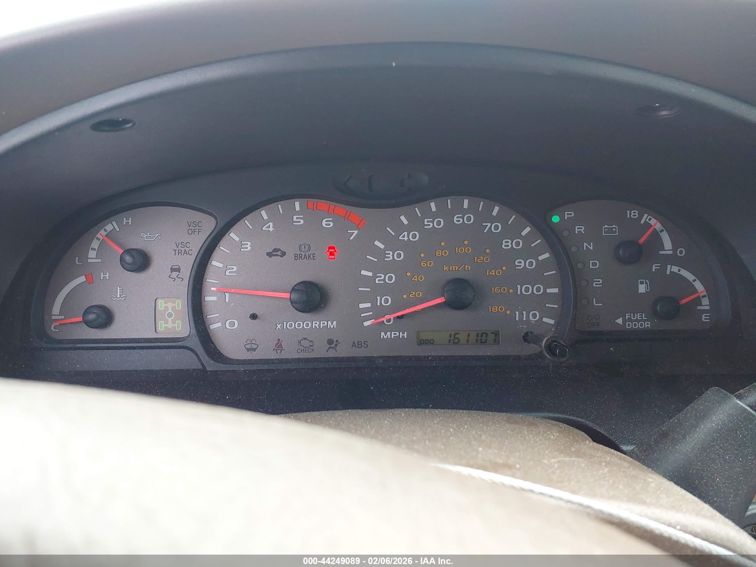 TOYOTA SEQUOIA image 7