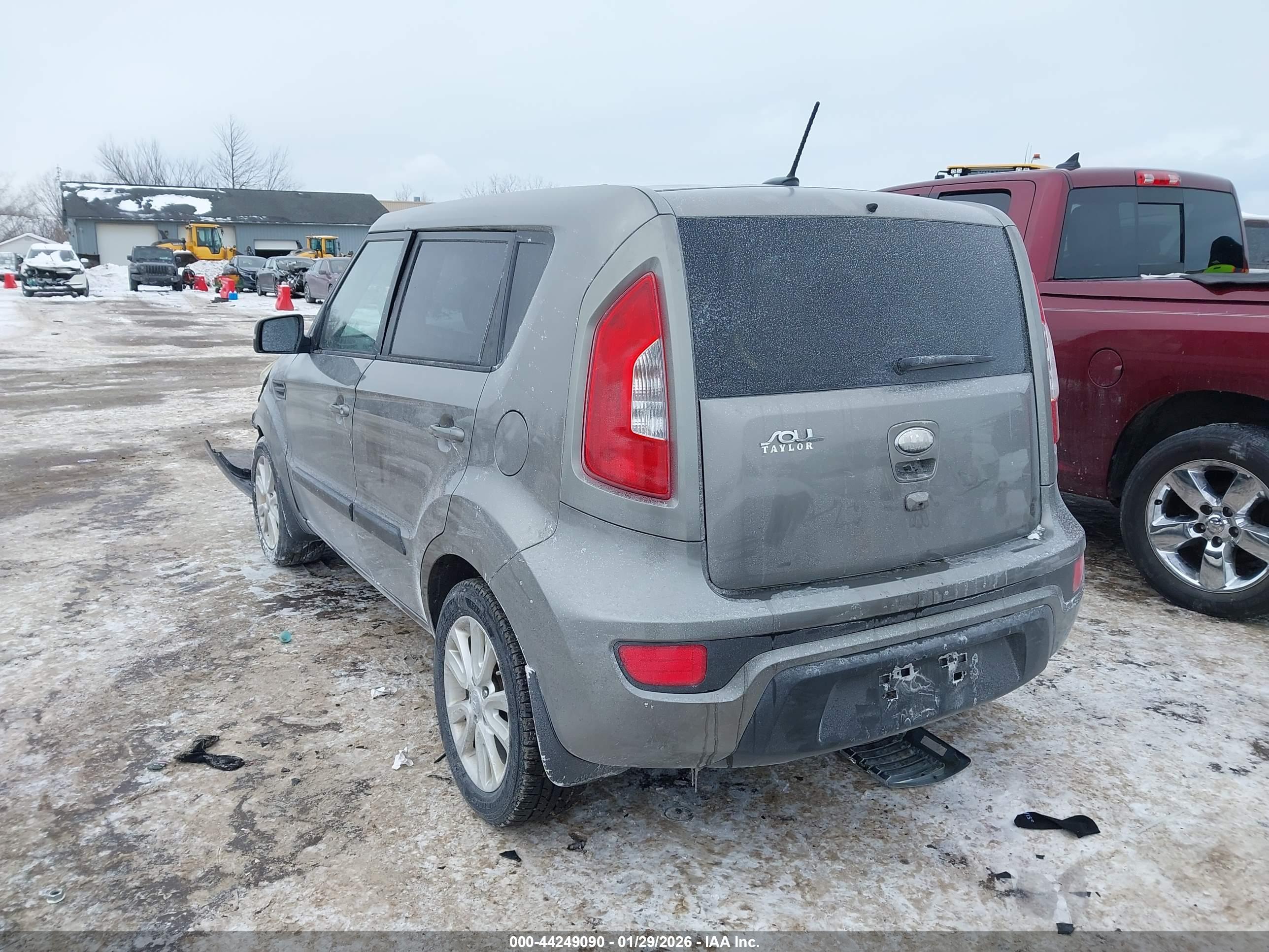 KIA SOUL image 3