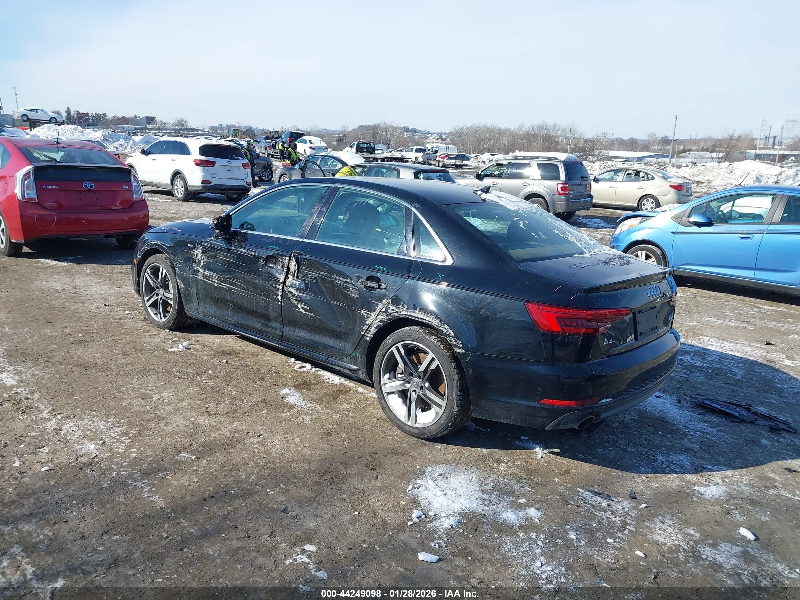 AUDI A4 image 3