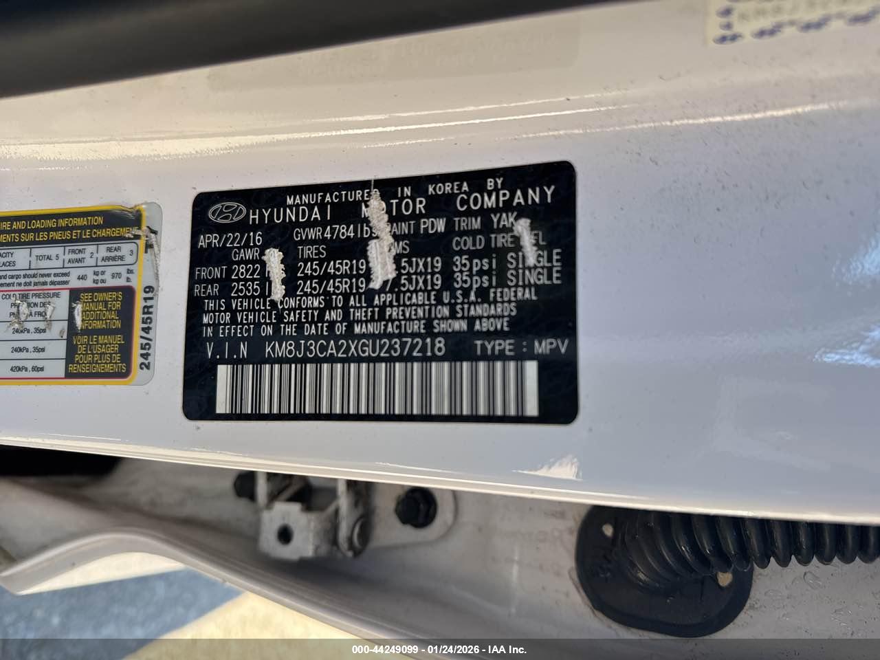 HYUNDAI TUCSON image 9