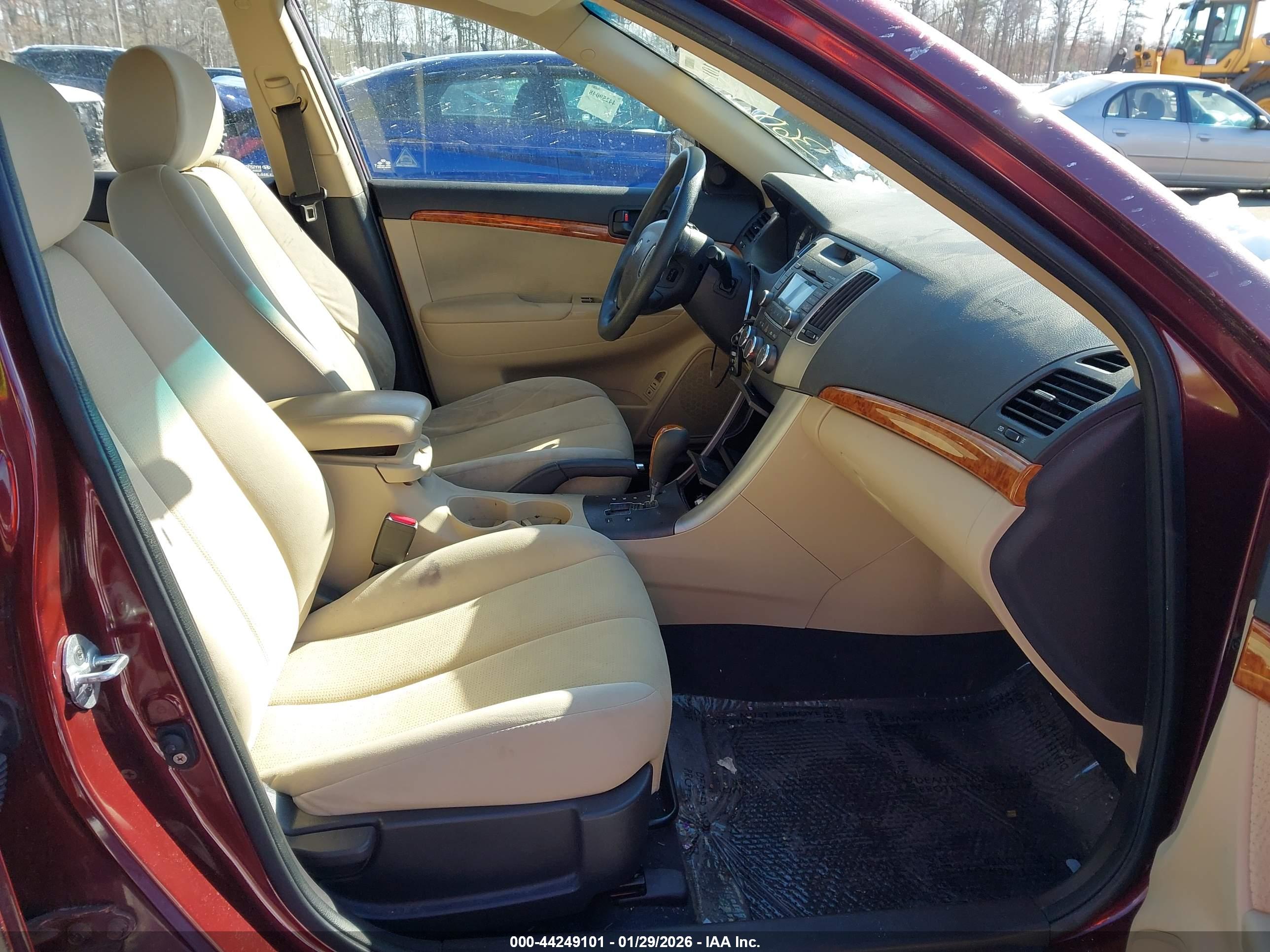 HYUNDAI SONATA image 5