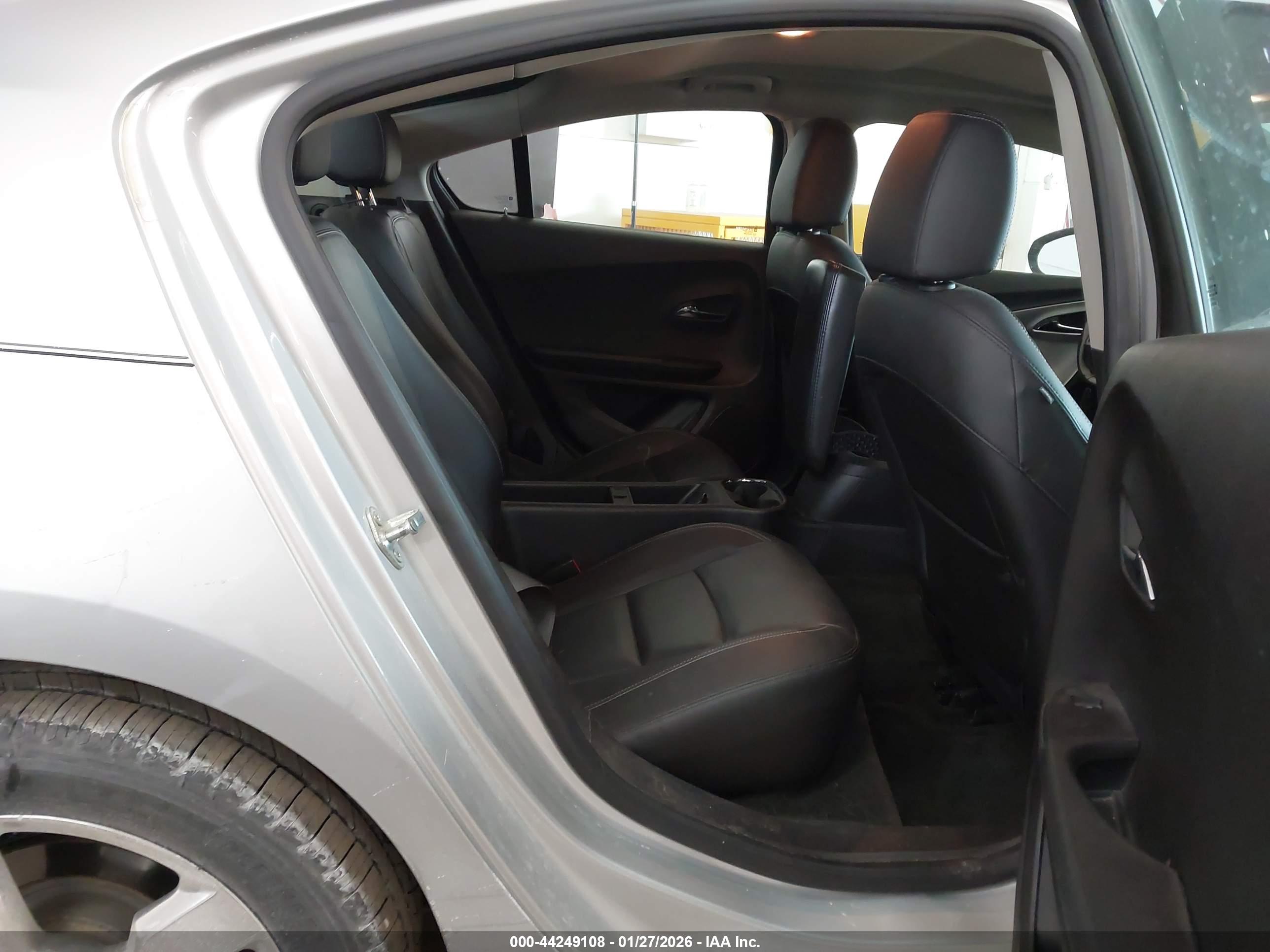CHEVROLET VOLT image 8