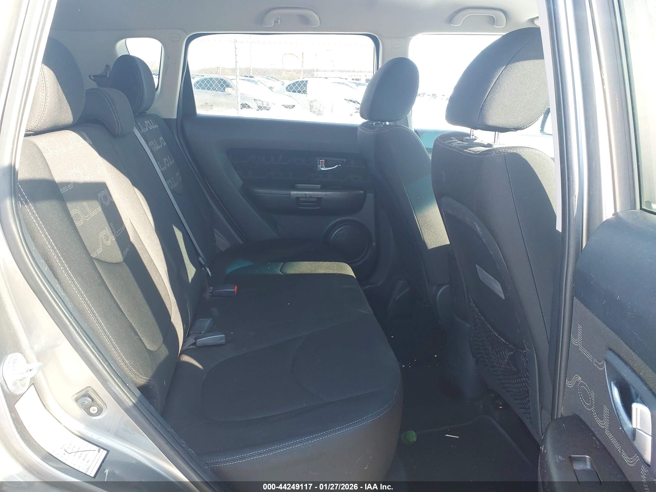 KIA SOUL image 8