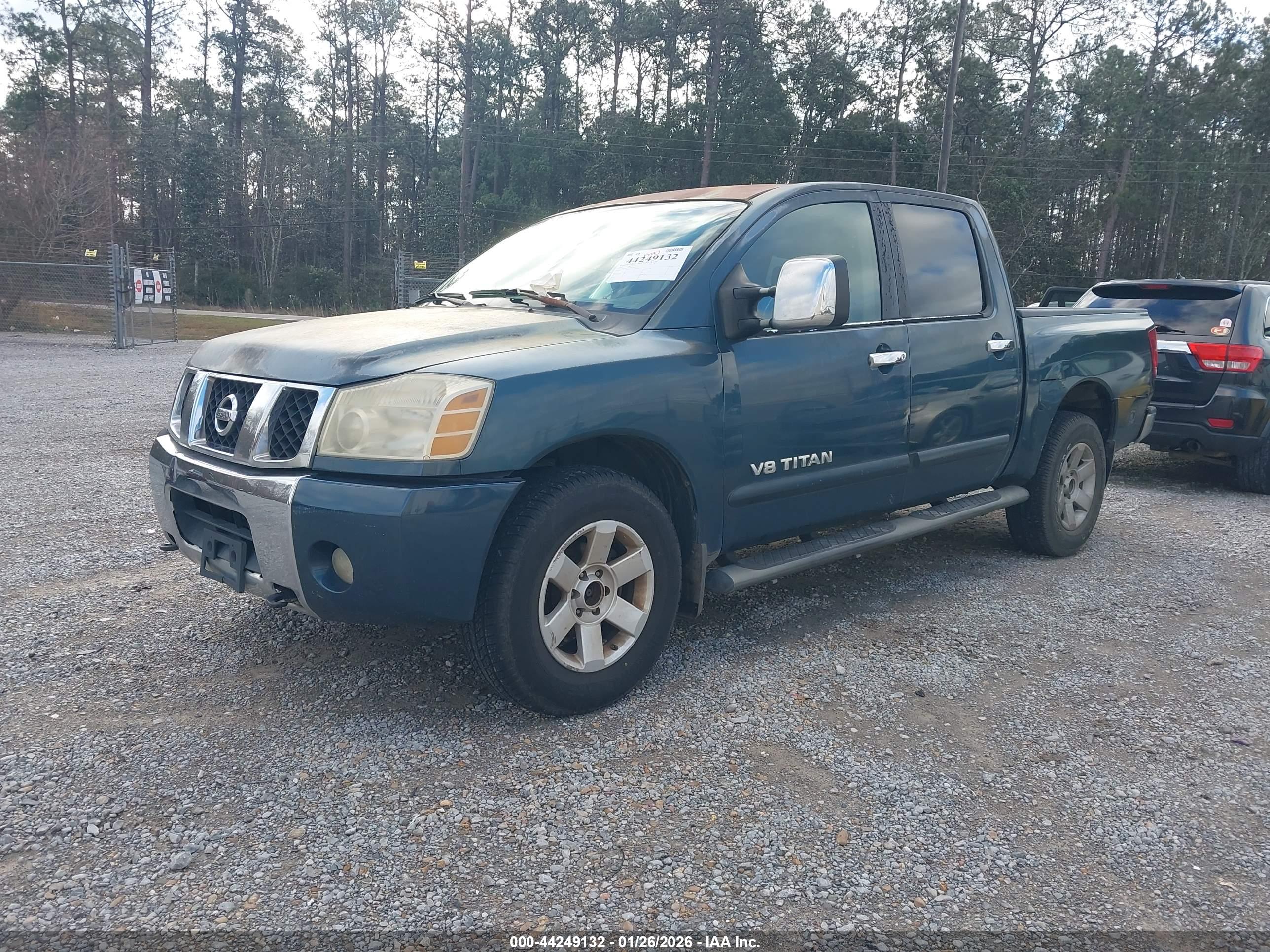 NISSAN TITAN image 2