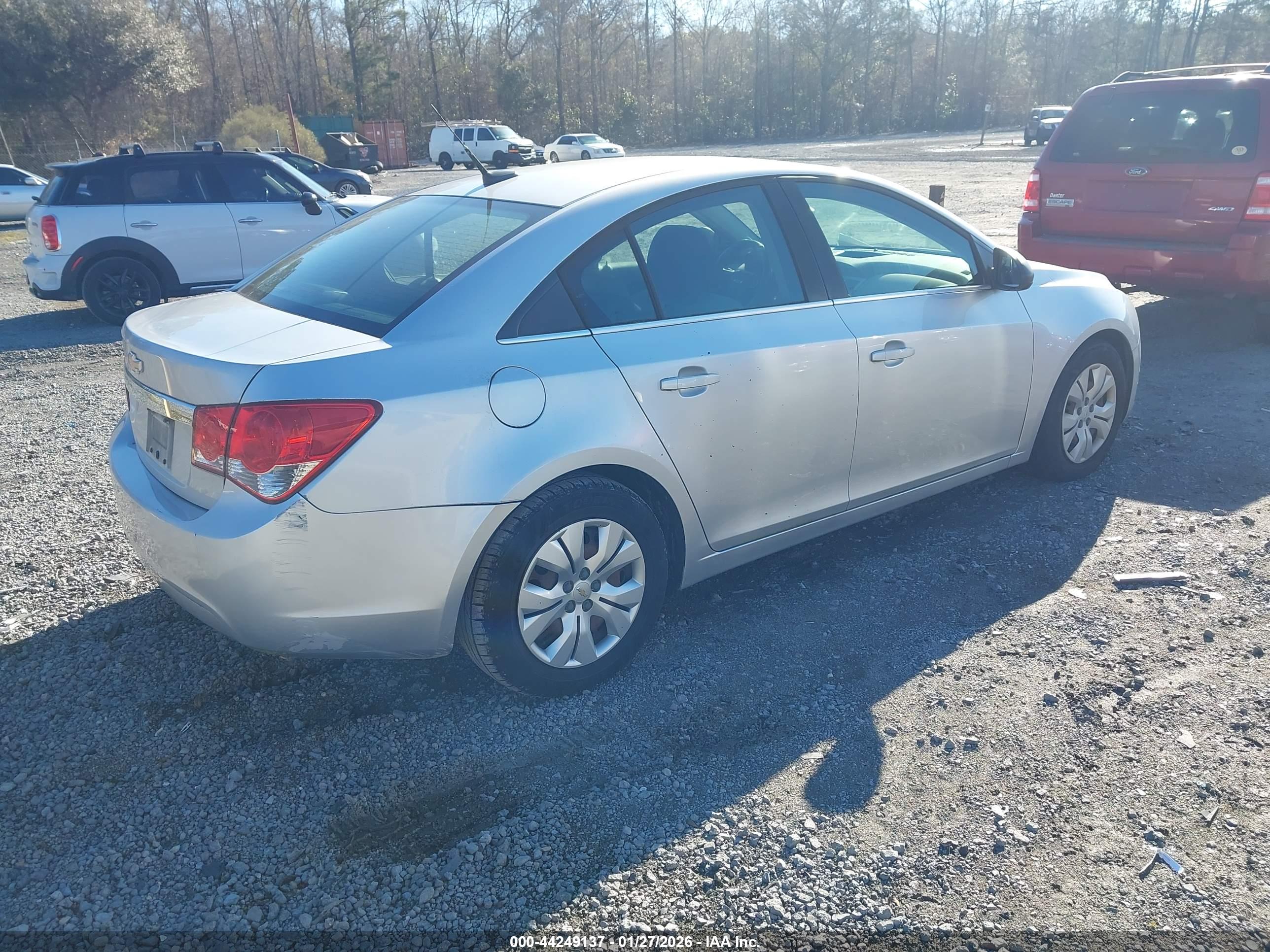 CHEVROLET CRUZE image 4
