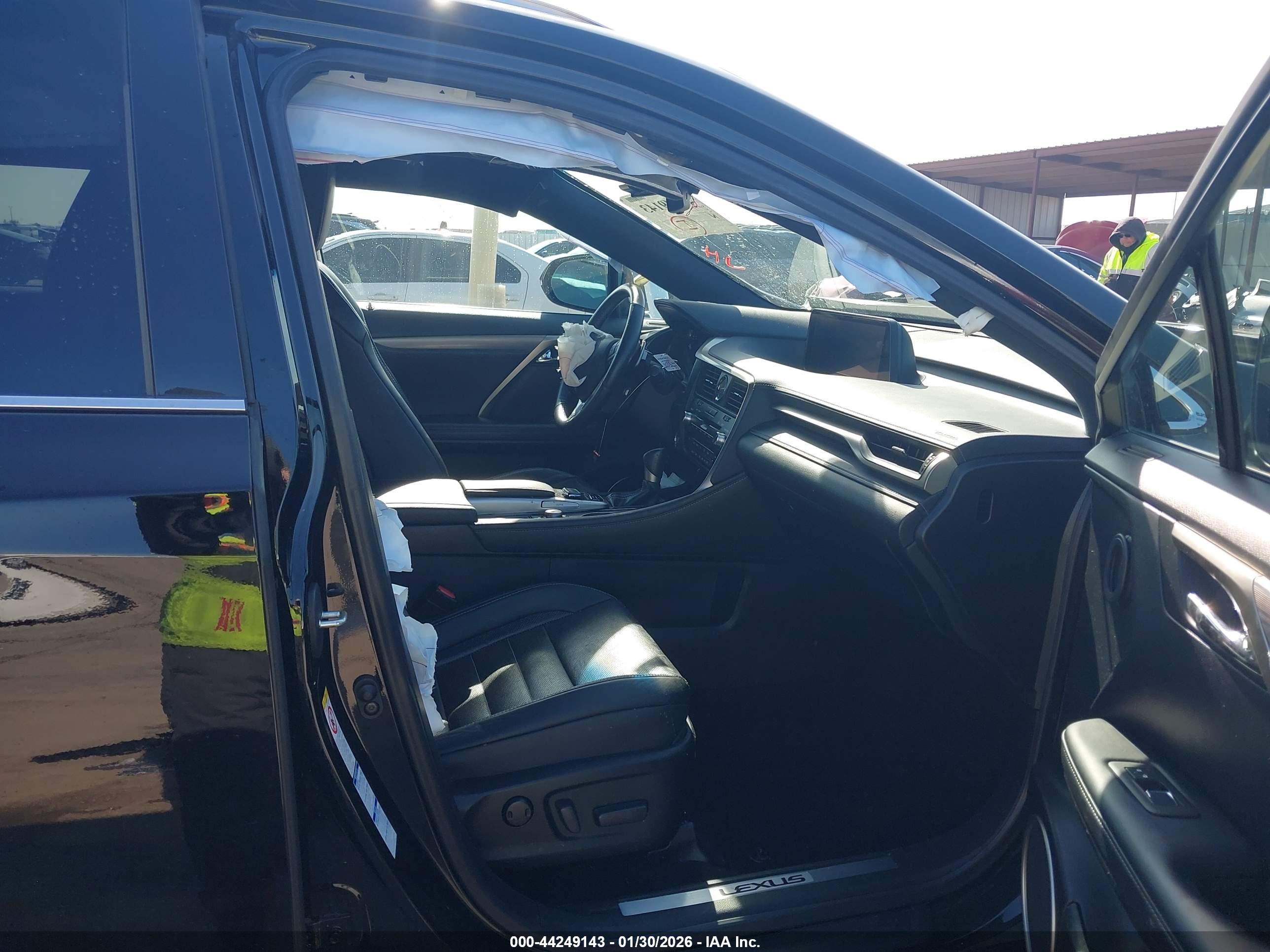 LEXUS RX image 5