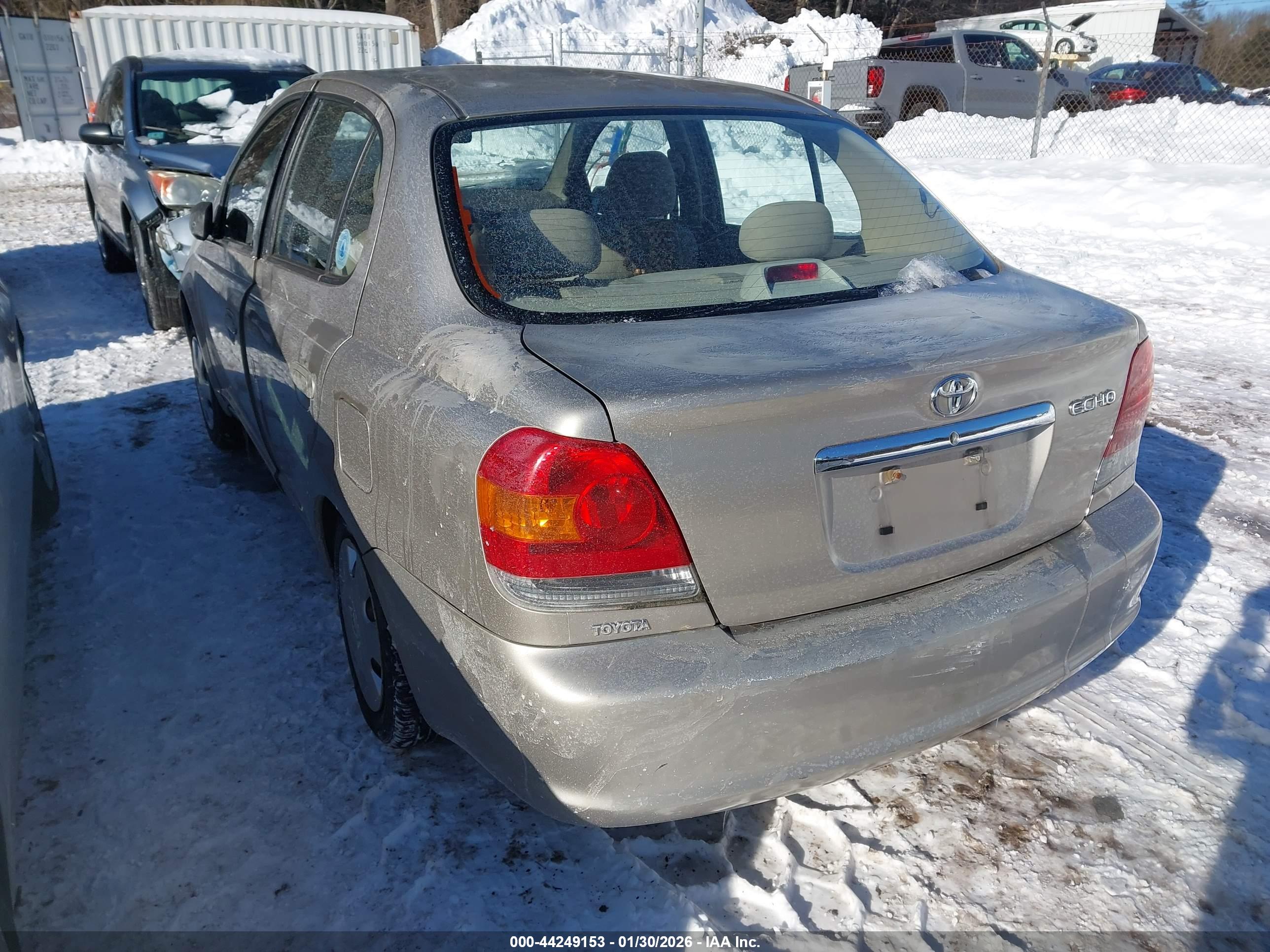 TOYOTA ECHO image 3