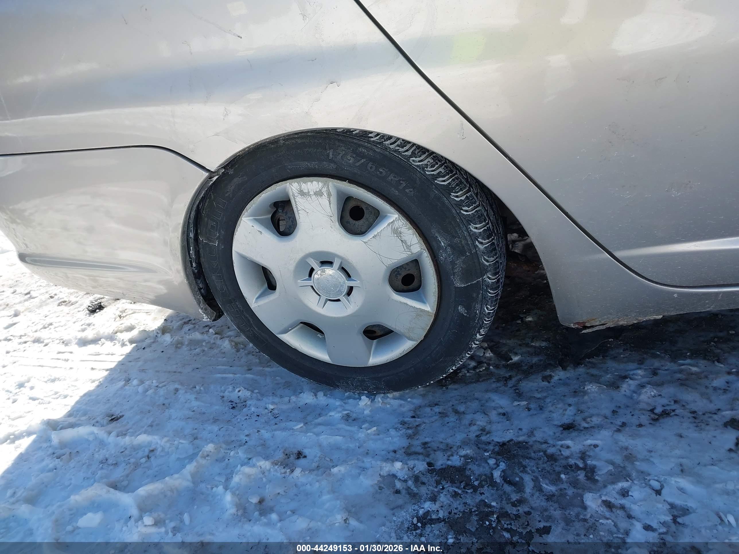 TOYOTA ECHO image 6