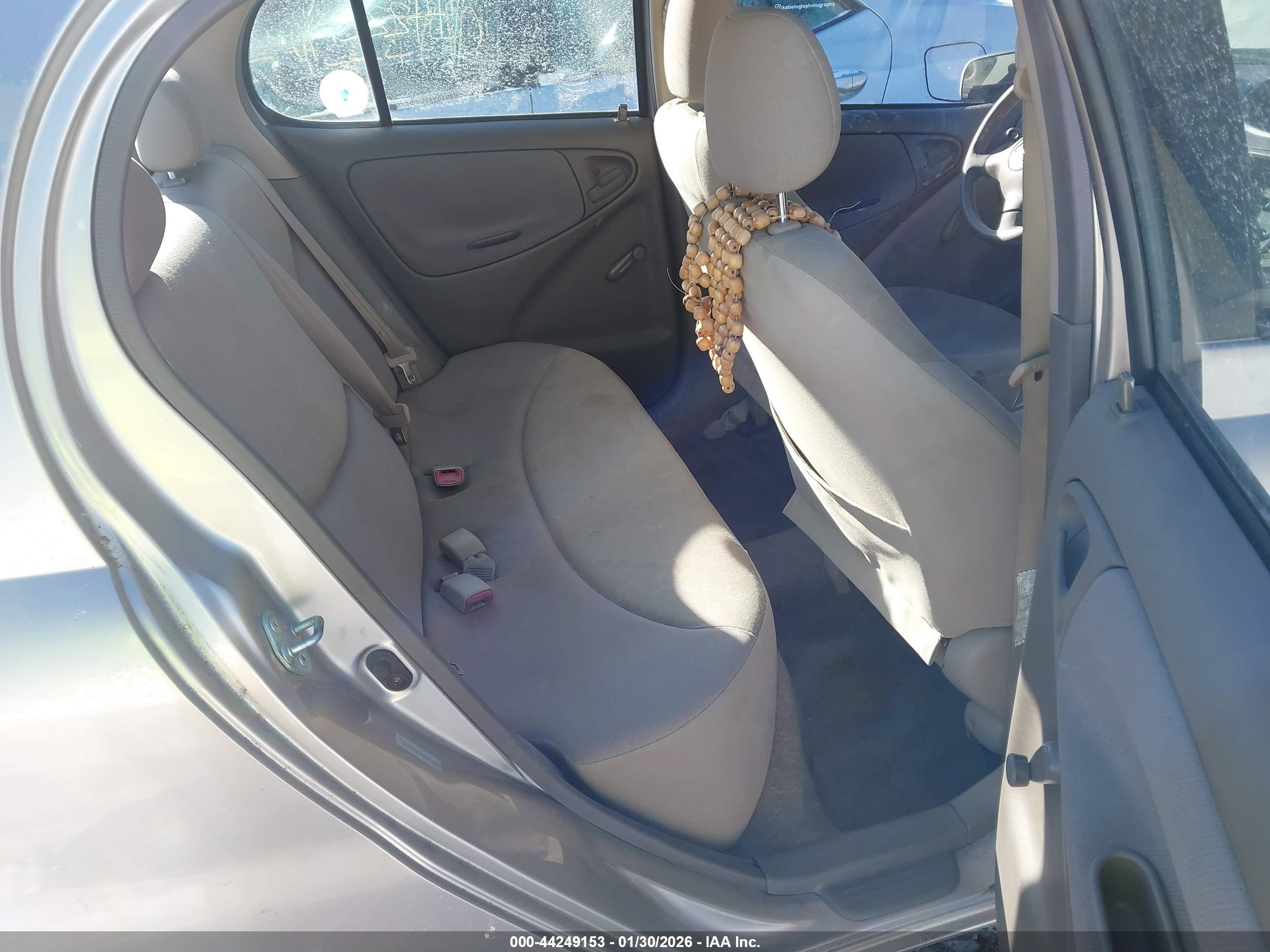 TOYOTA ECHO image 8