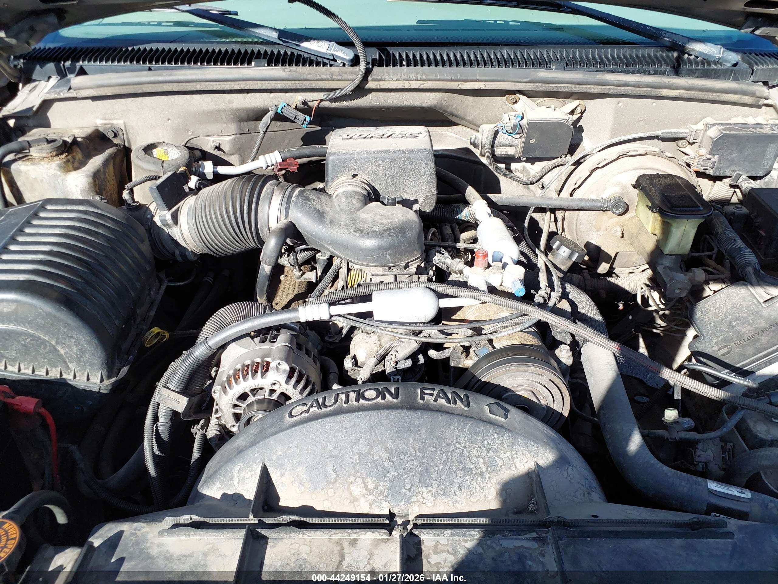 CHEVROLET C1500 image 10
