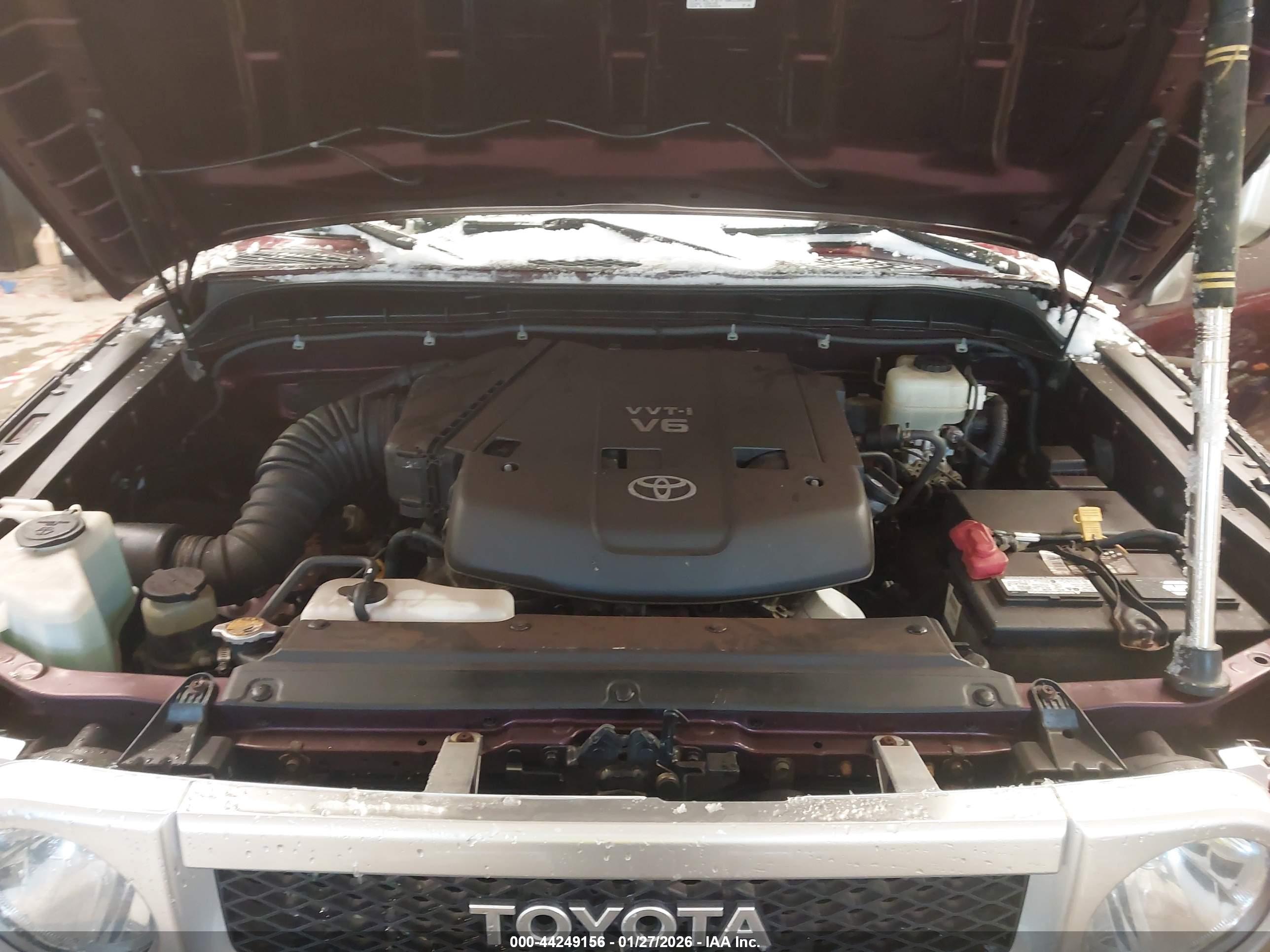 TOYOTA FJ image 10
