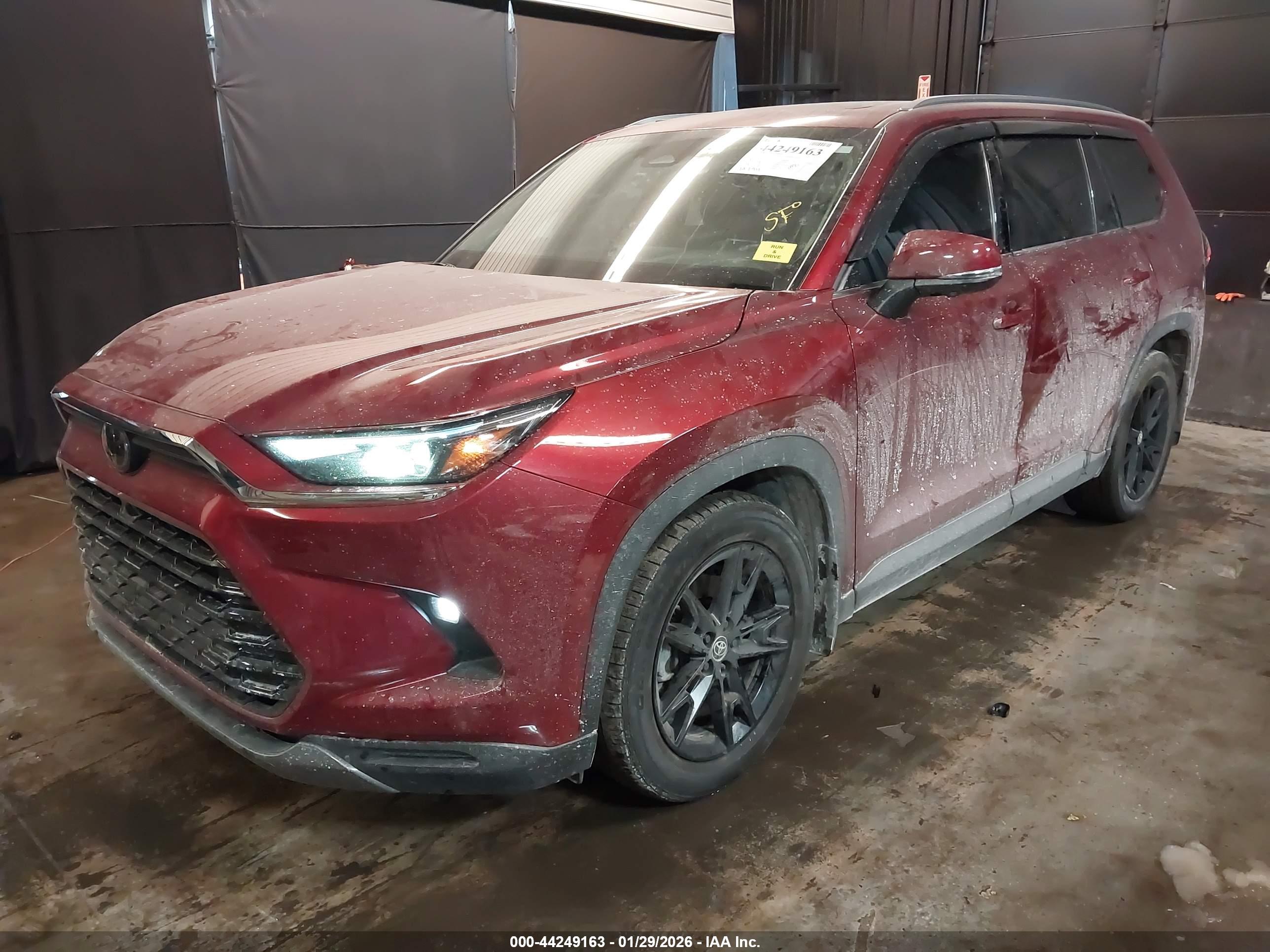 TOYOTA GRAND image 2