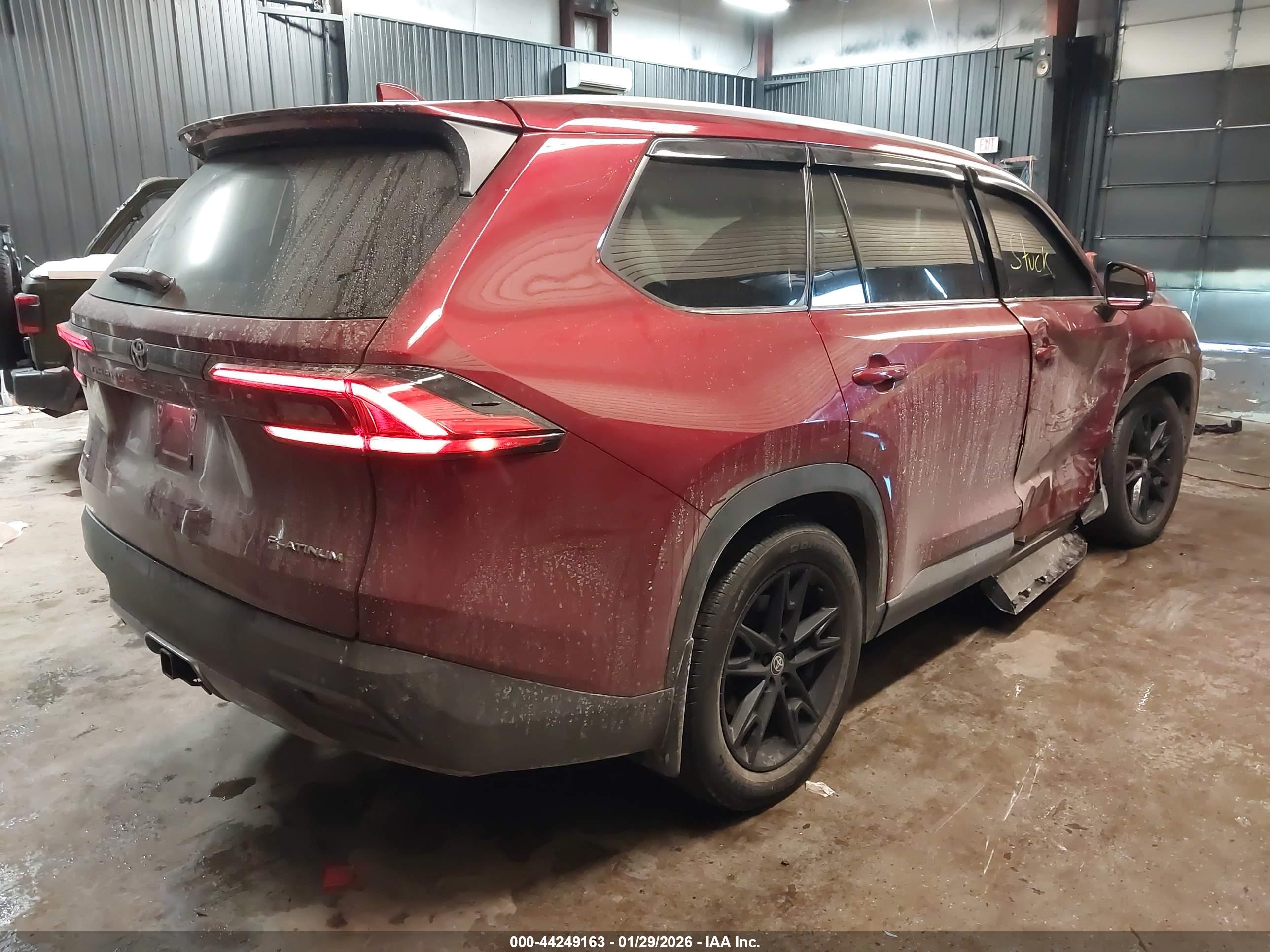 TOYOTA GRAND image 4