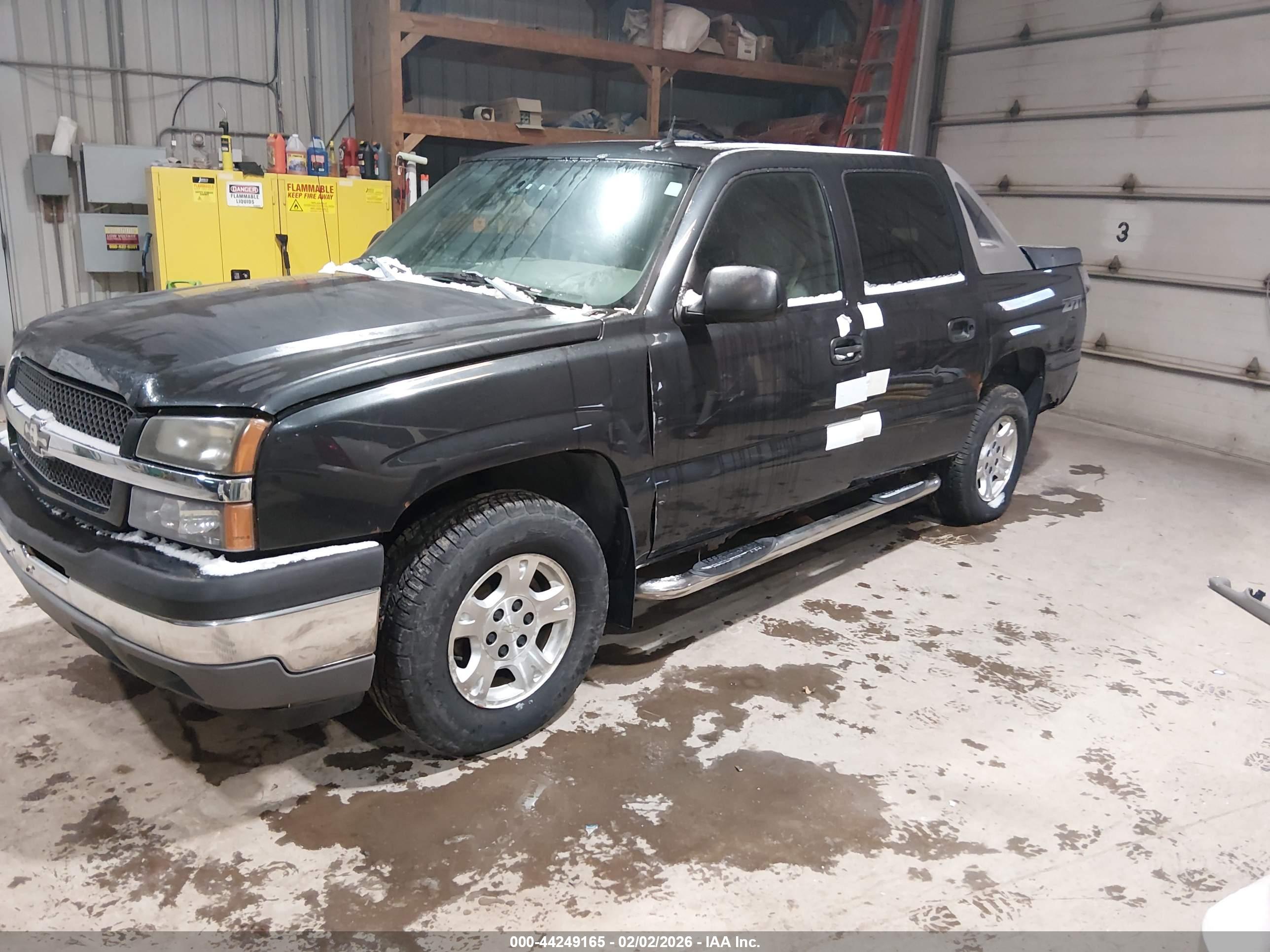 CHEVROLET AVALANCHE image 2