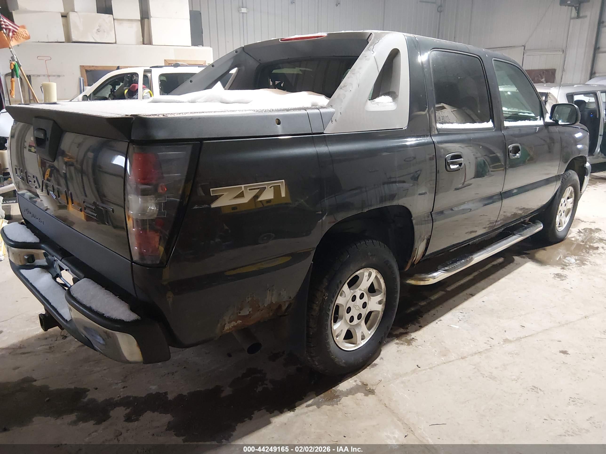 CHEVROLET AVALANCHE image 4