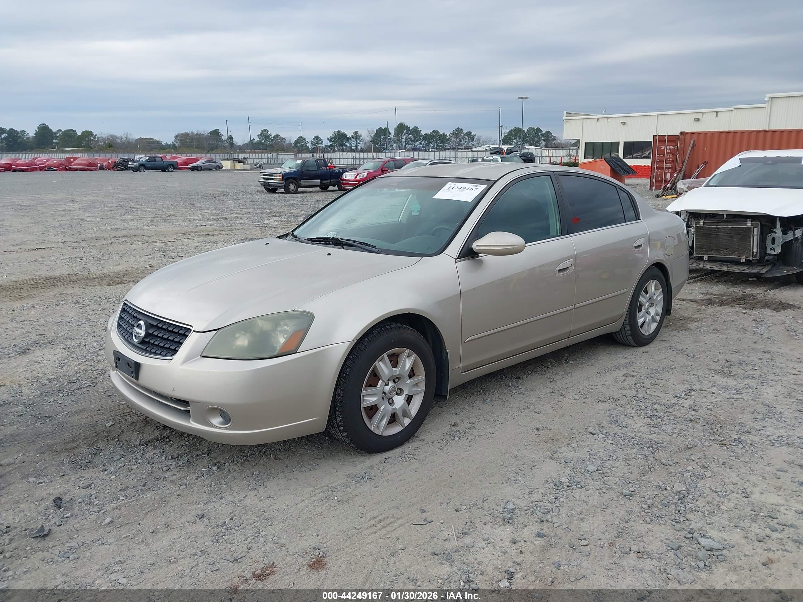 NISSAN ALTIMA image 2