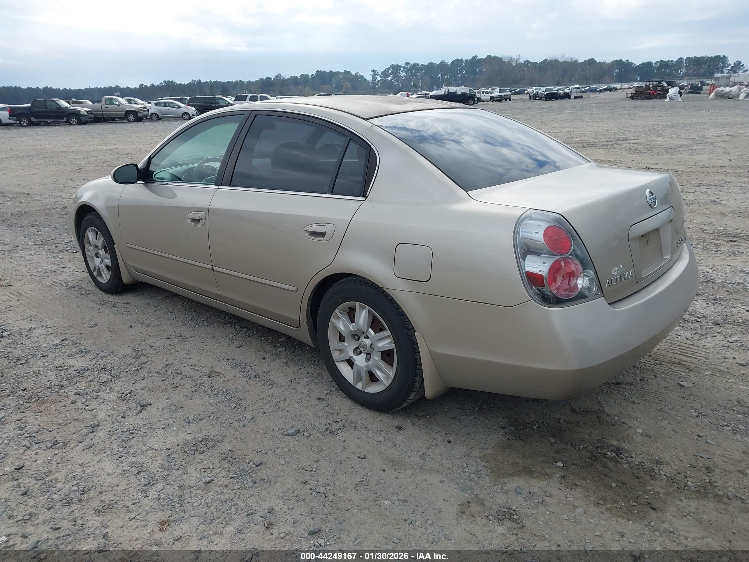 NISSAN ALTIMA image 3