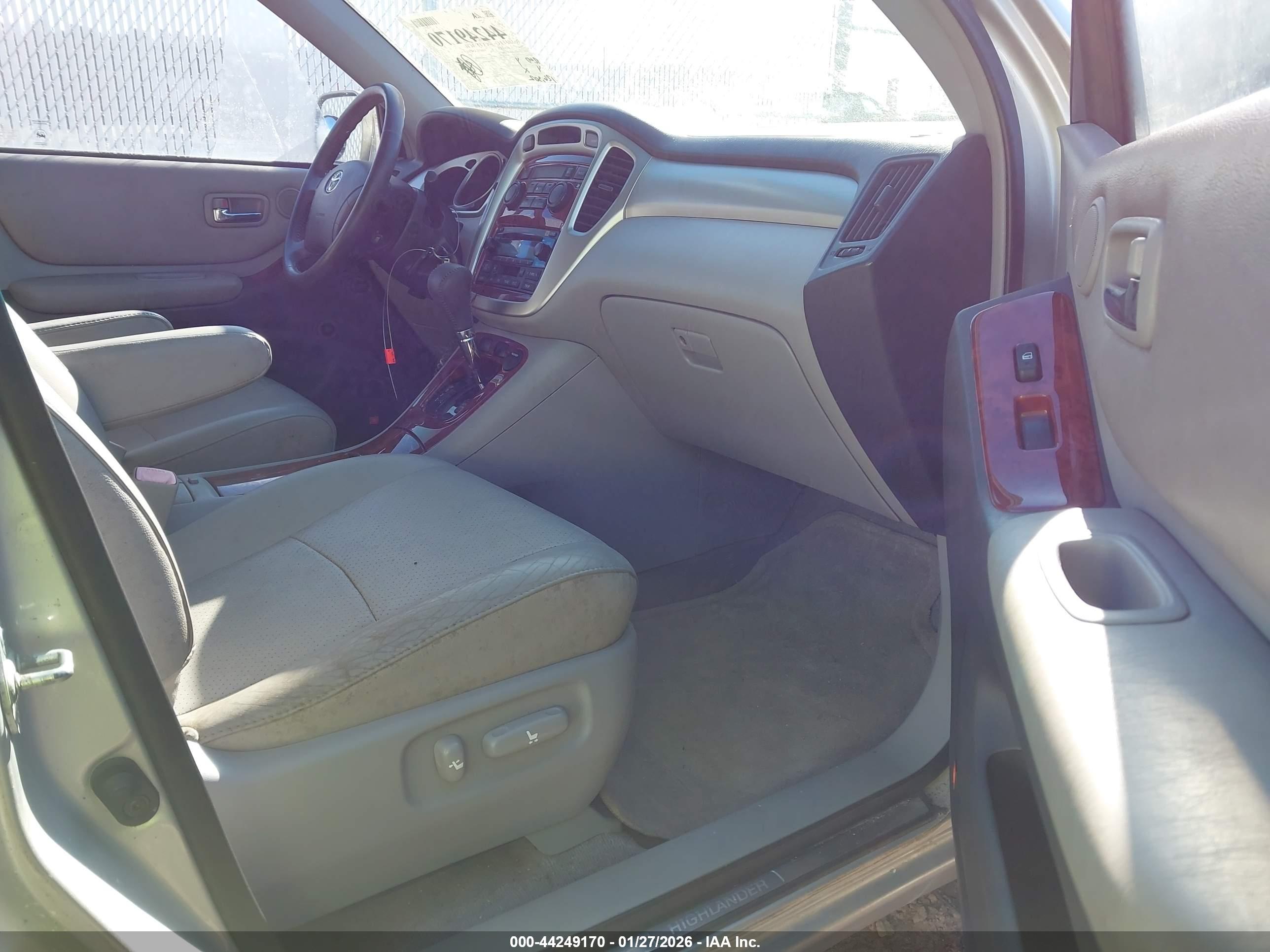 TOYOTA HIGHLANDER image 5