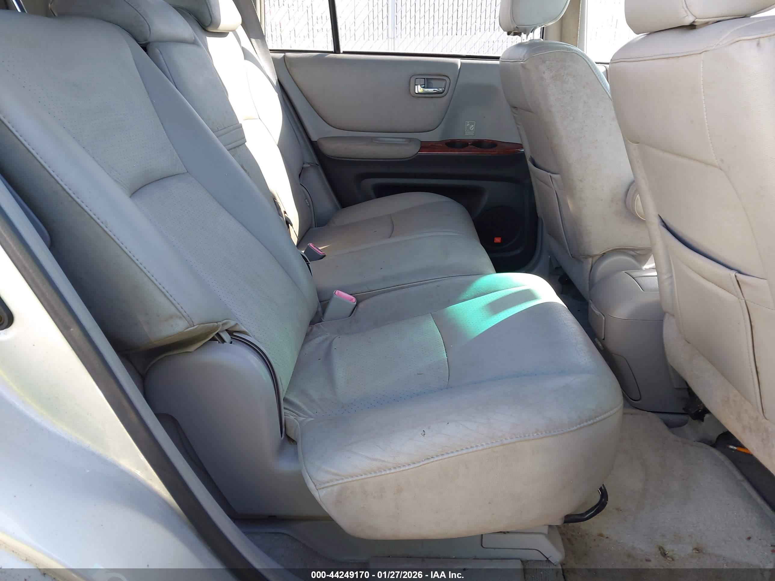 TOYOTA HIGHLANDER image 8