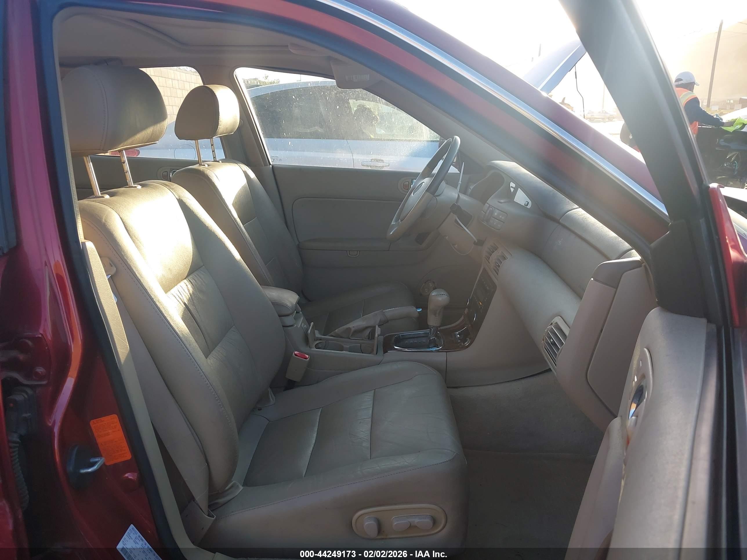 MAZDA MILLENIA image 5