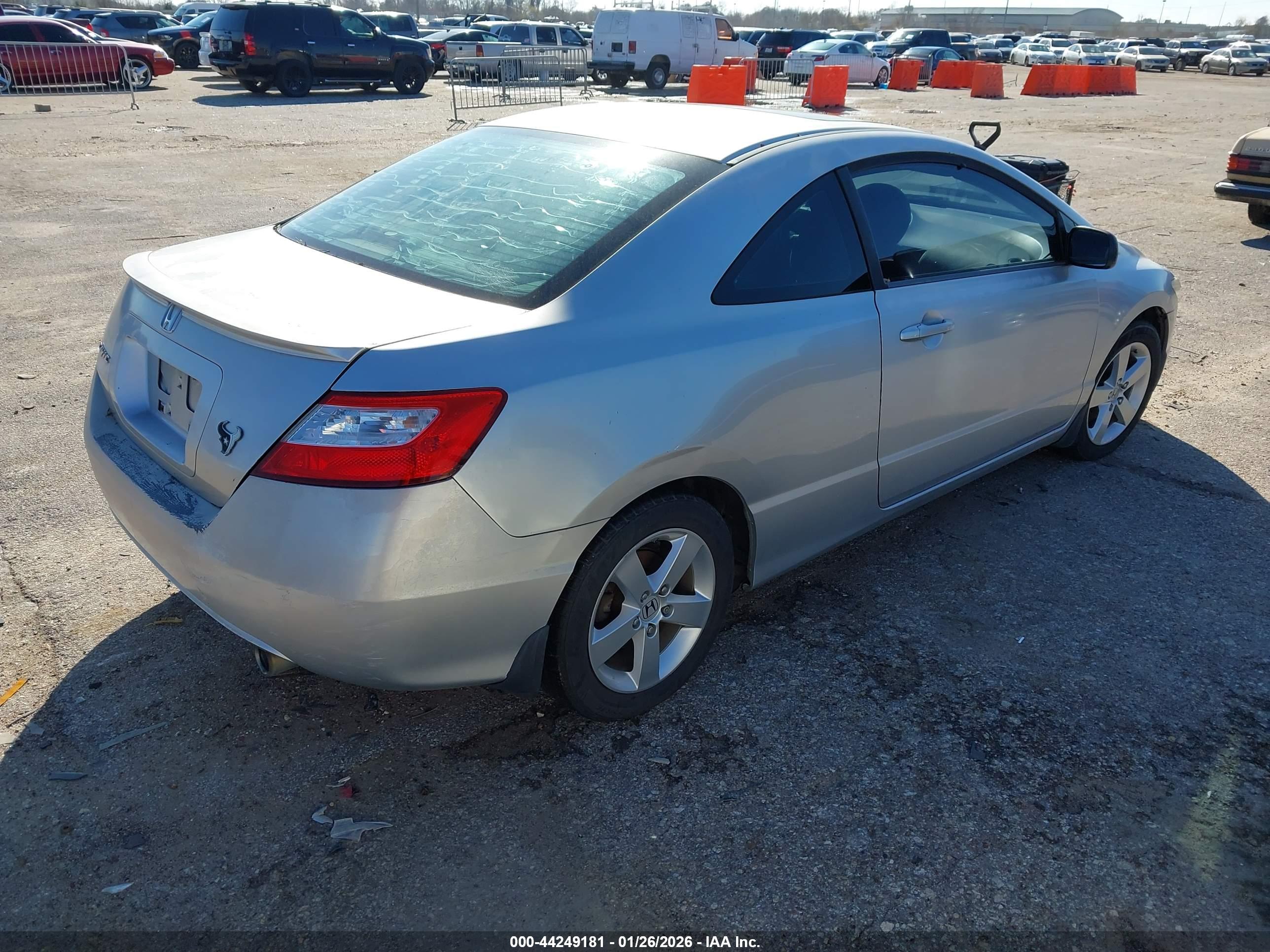 HONDA CIVIC image 4