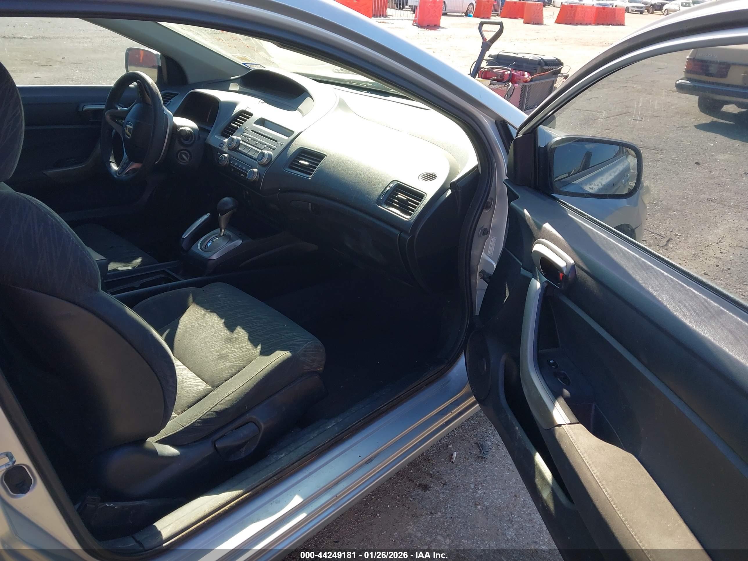 HONDA CIVIC image 5