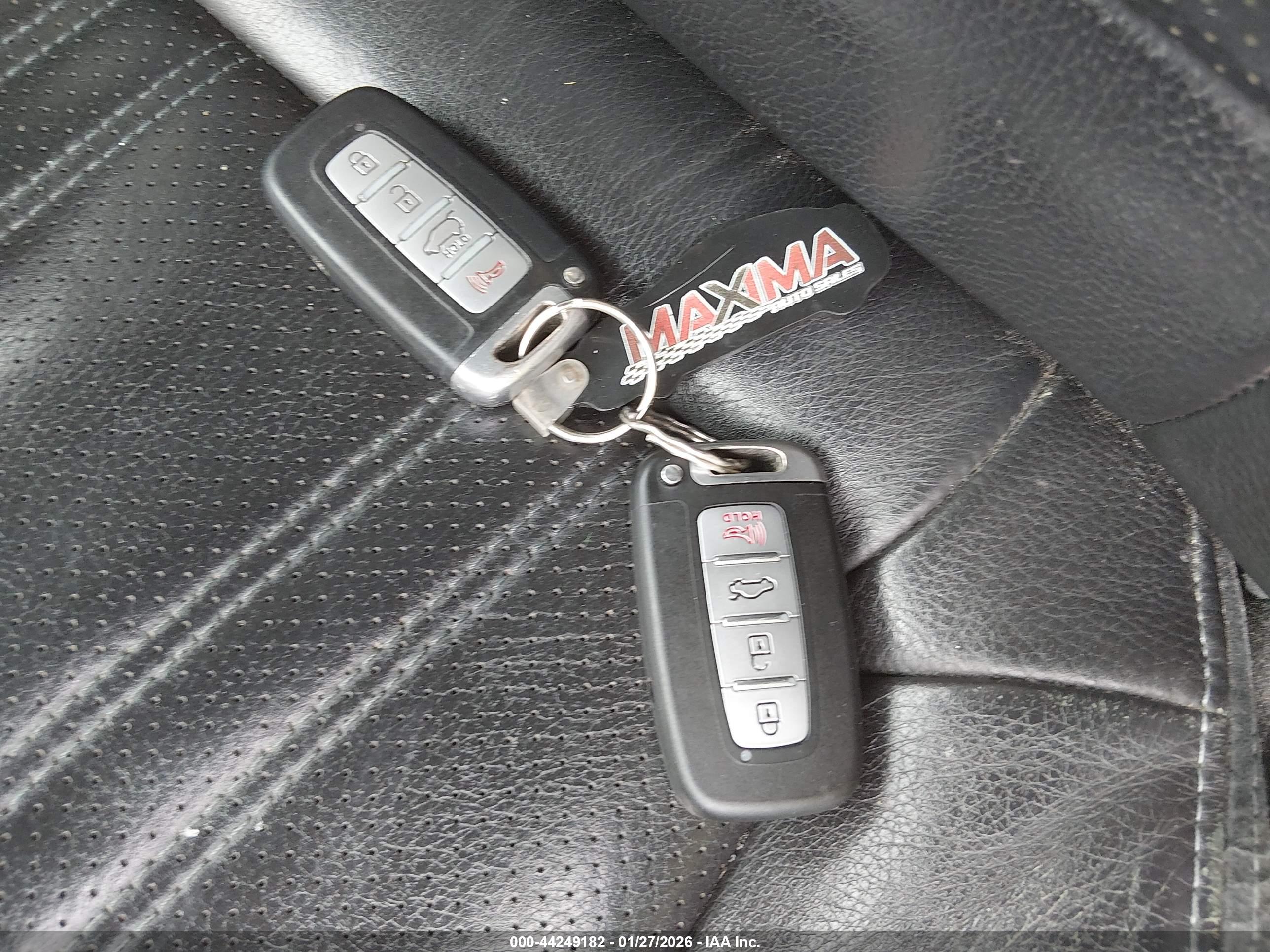 KIA SORENTO image 11