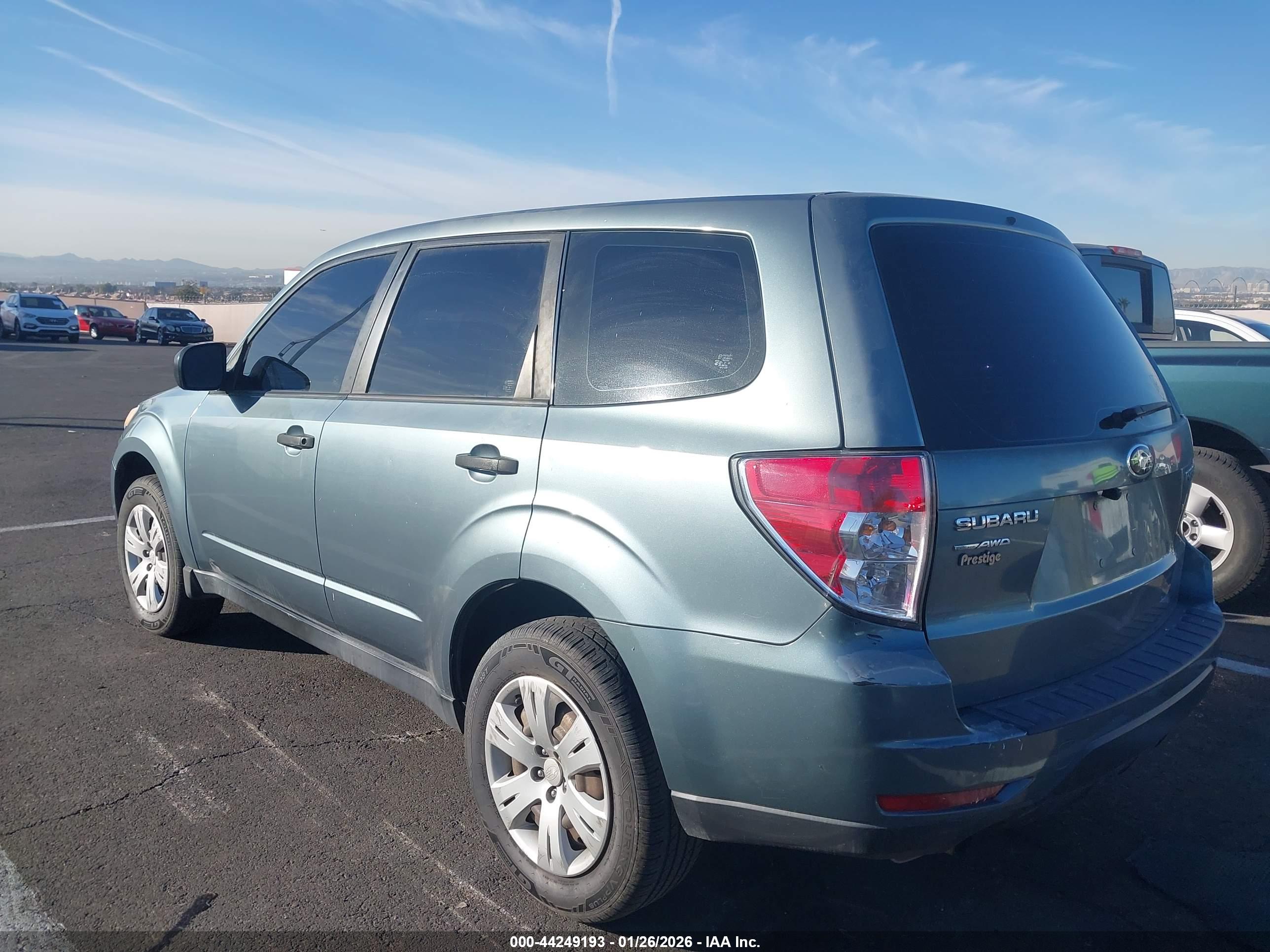 SUBARU FORESTER image 3