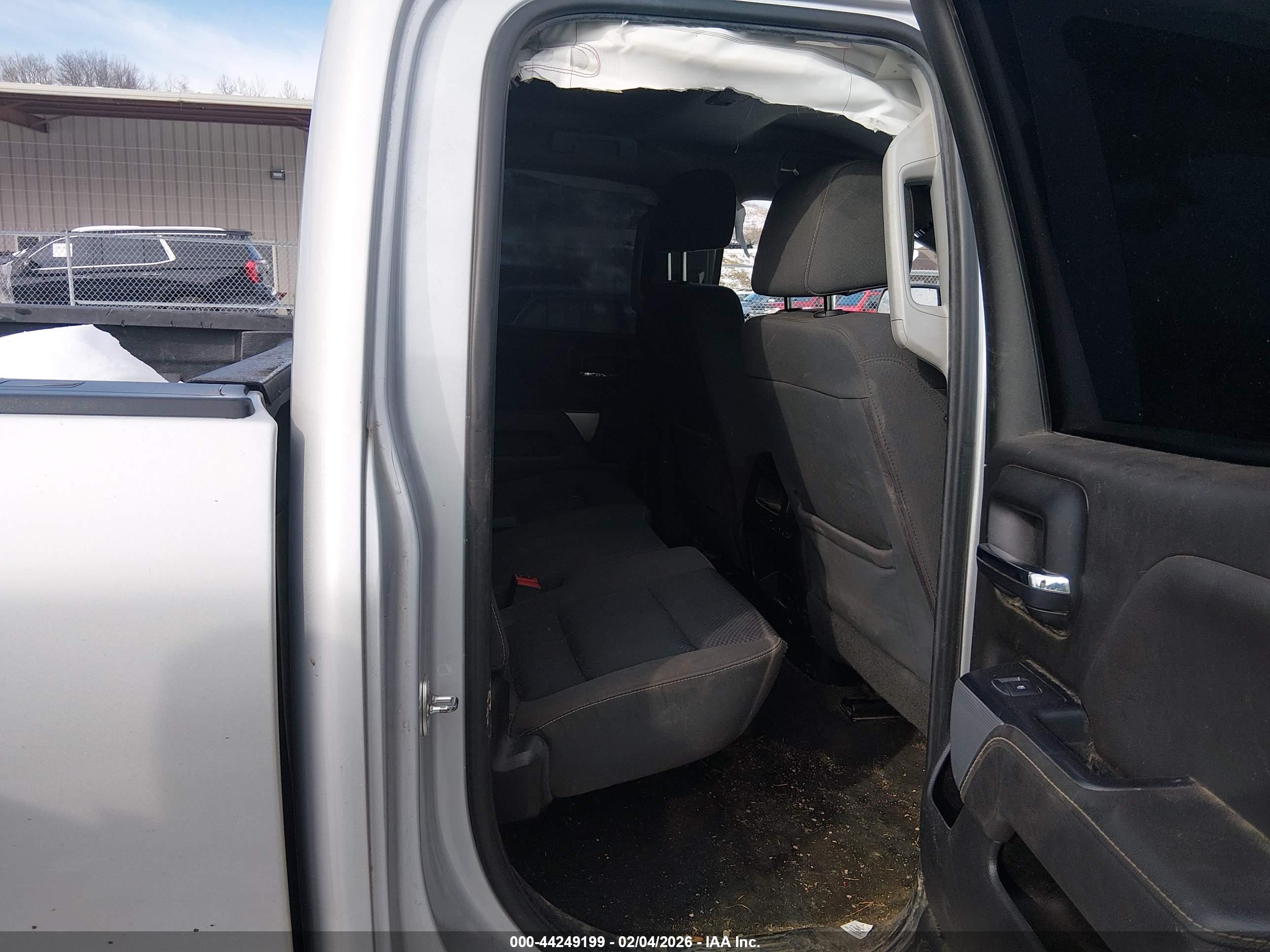 CHEVROLET SILVERADO image 8