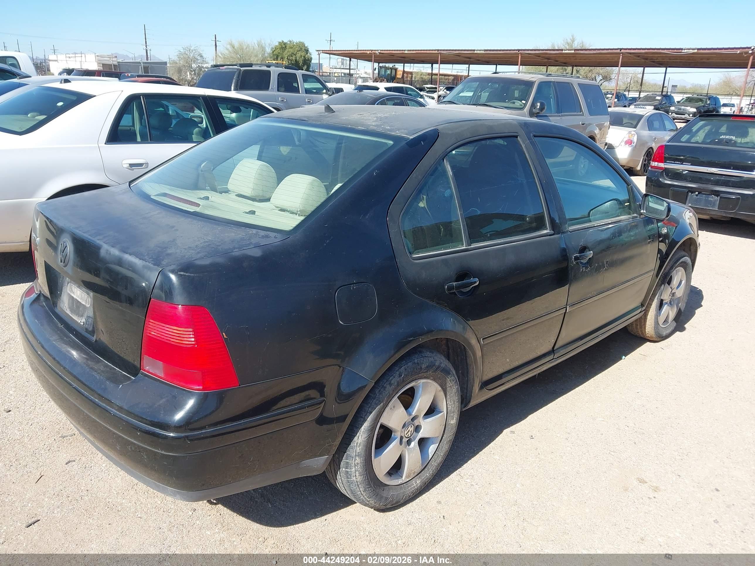 VOLKSWAGEN JETTA image 4