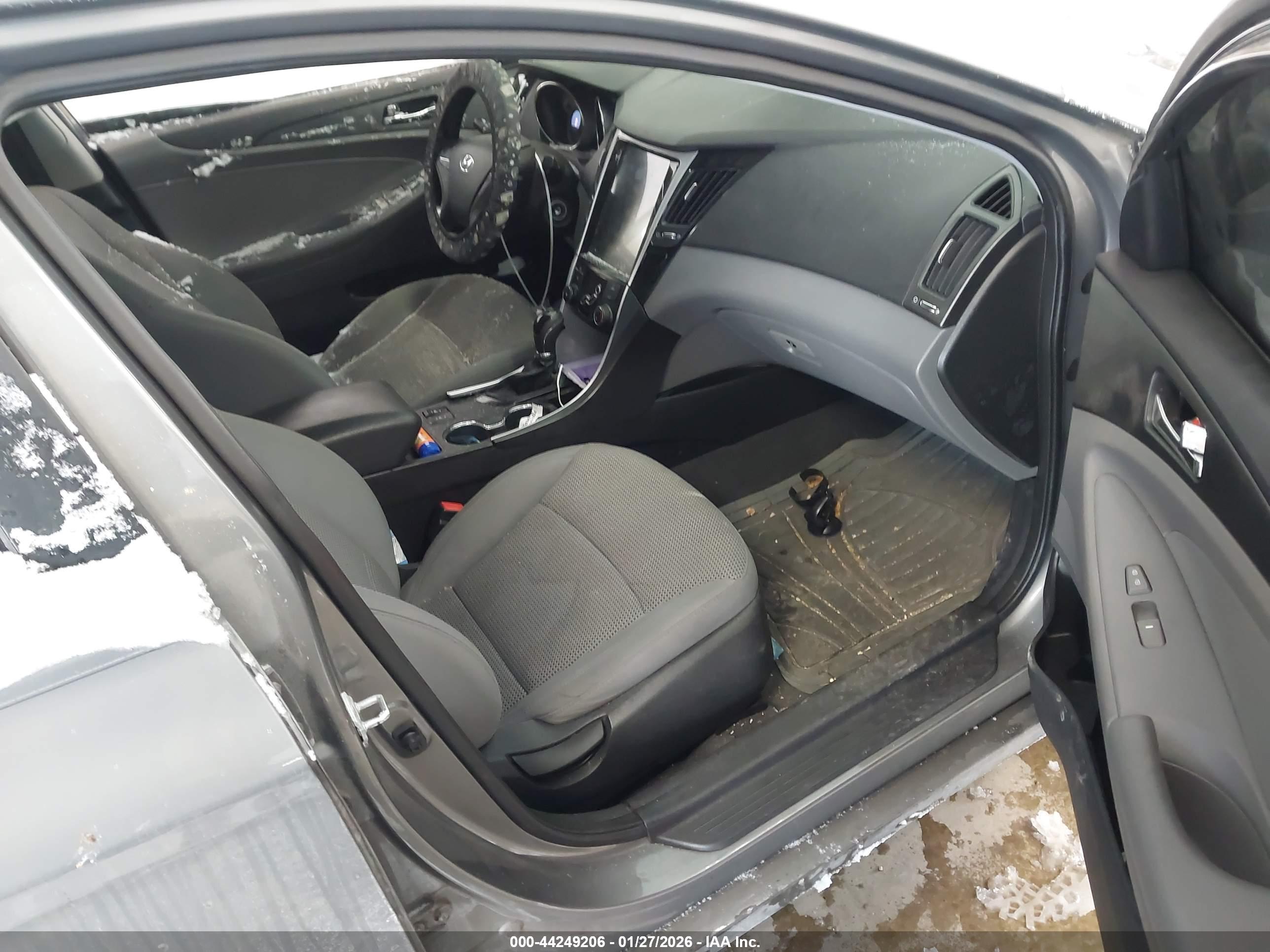 HYUNDAI SONATA image 5