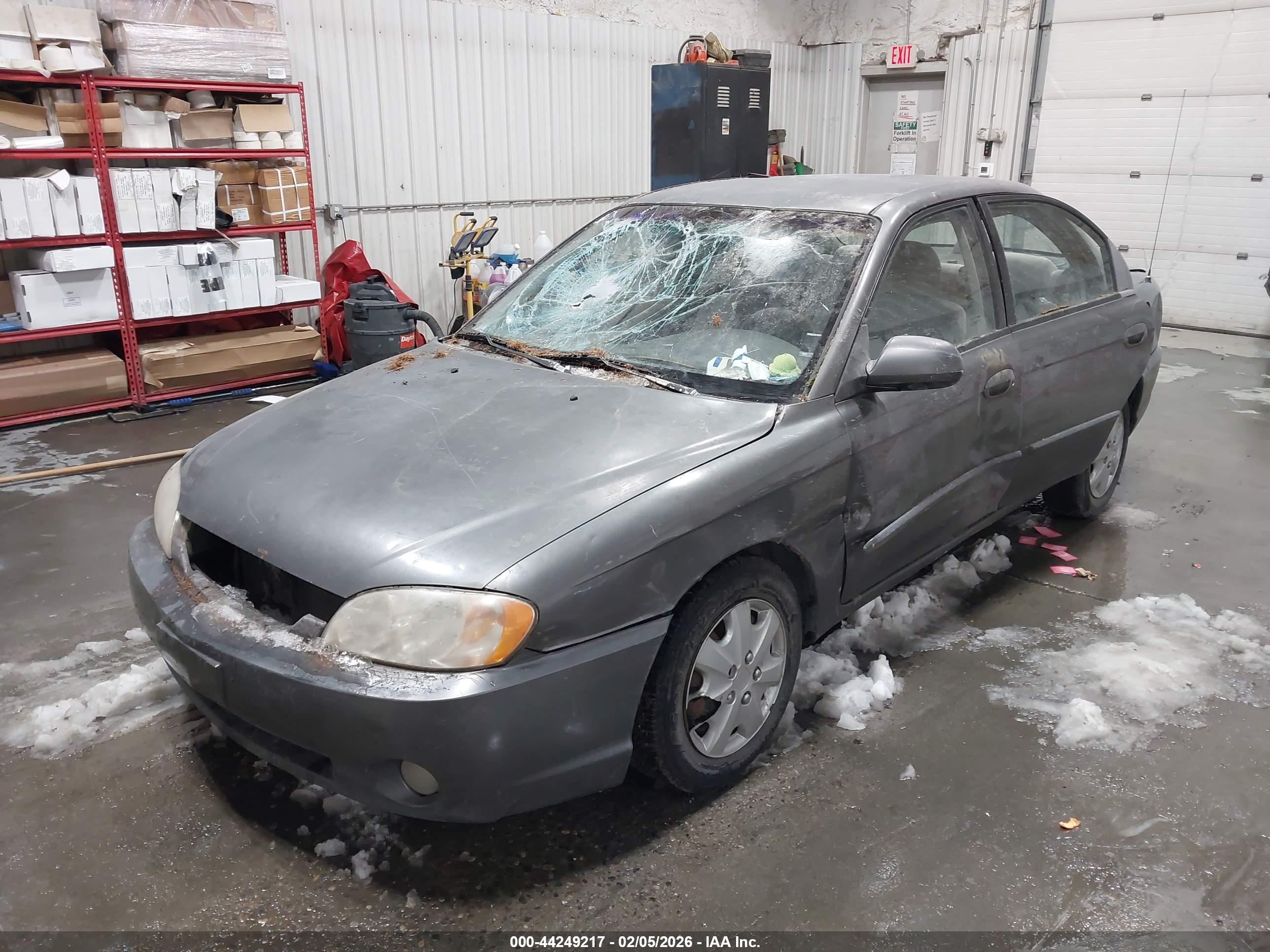 KIA SPECTRA image 2