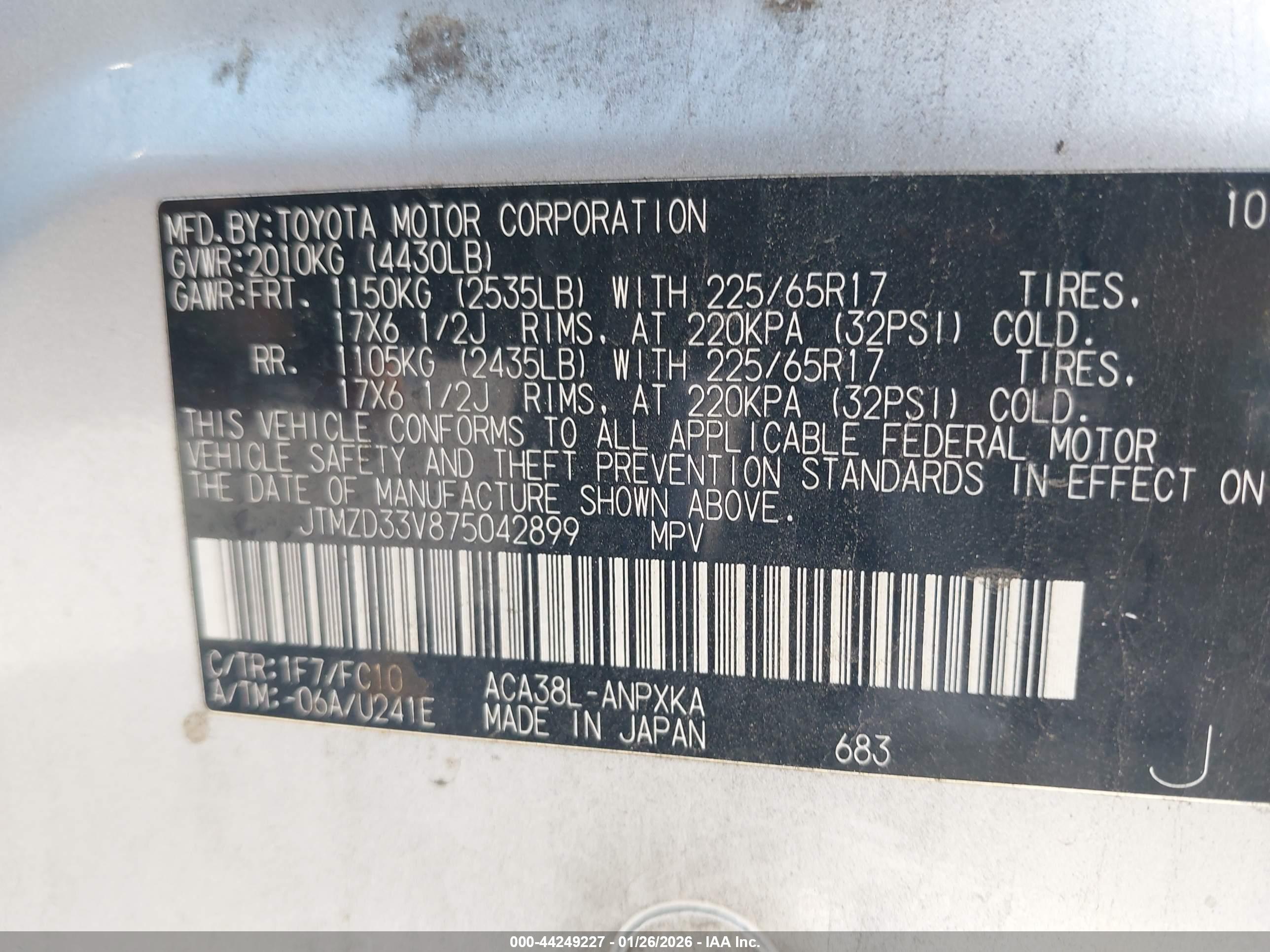 TOYOTA RAV4 image 9