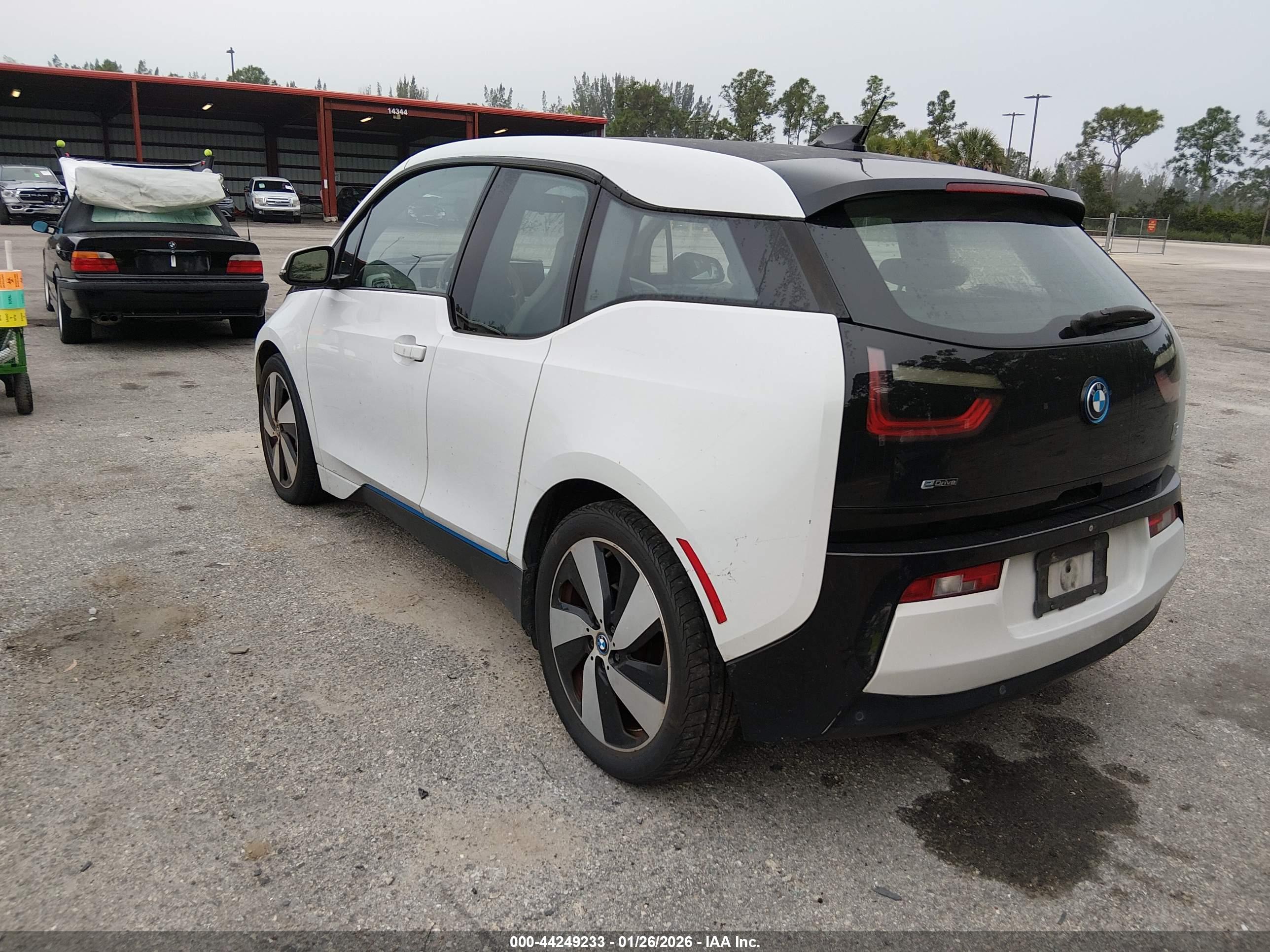 BMW I3 image 3