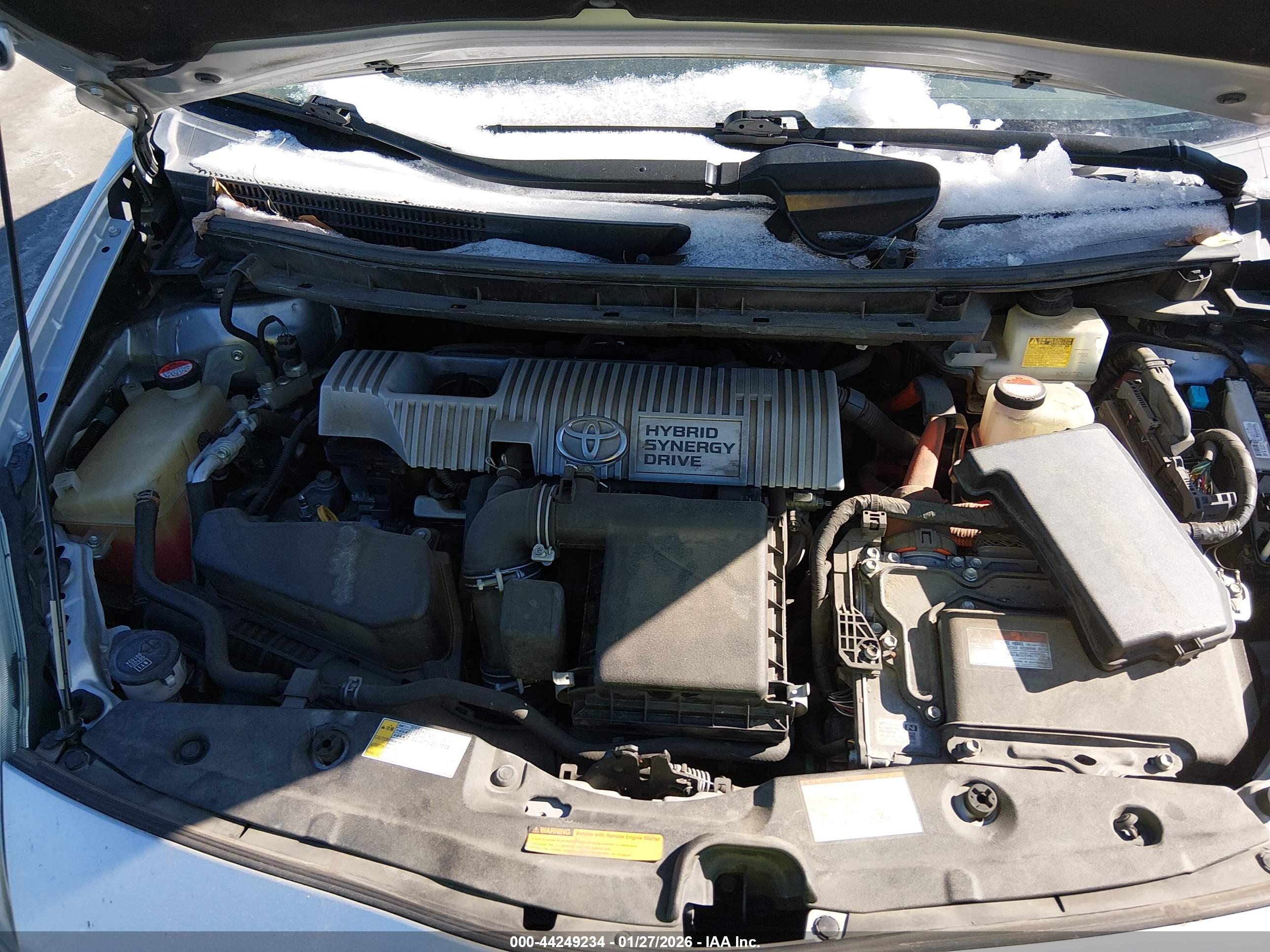 TOYOTA PRIUS image 10