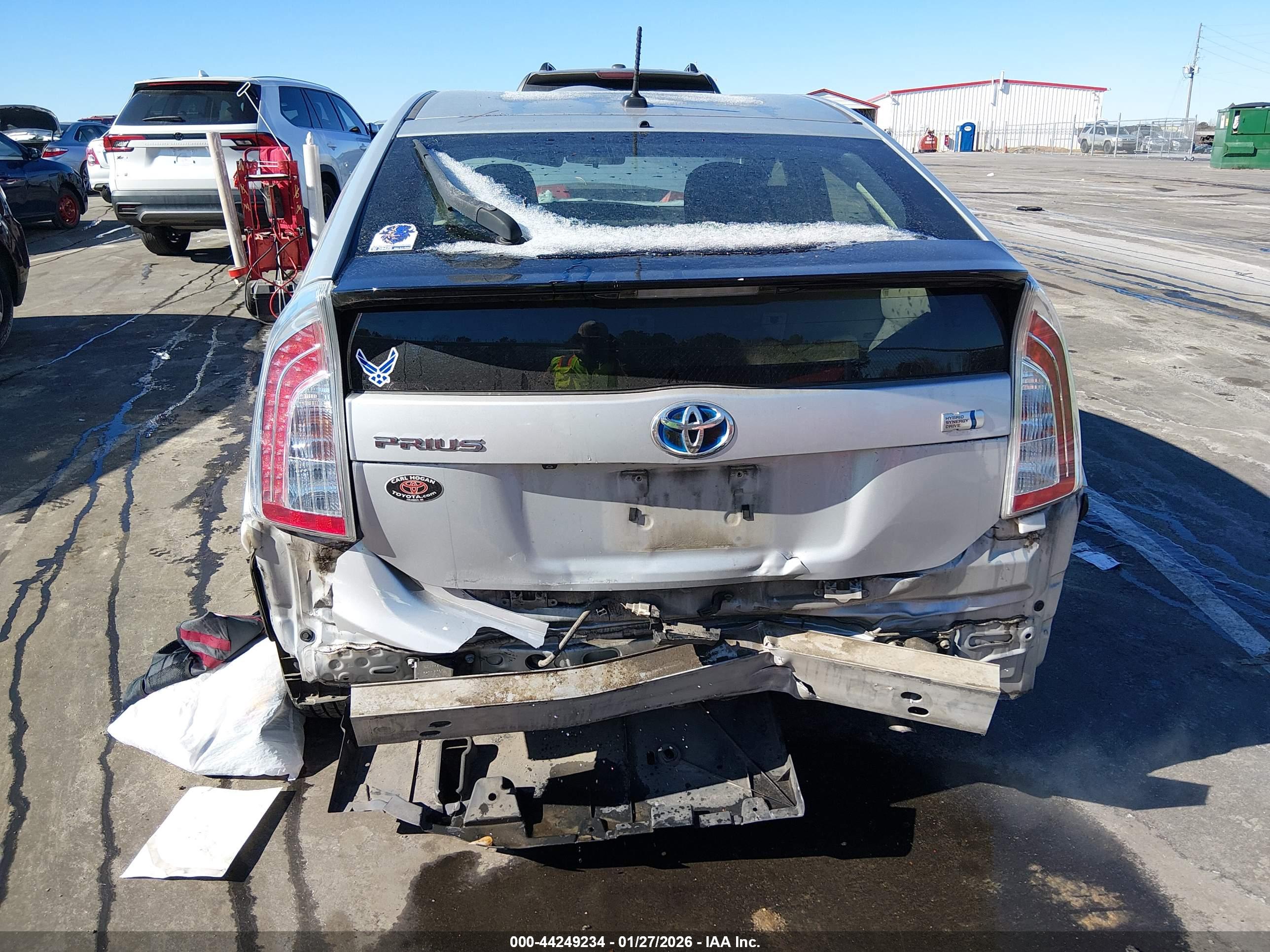 TOYOTA PRIUS image 6