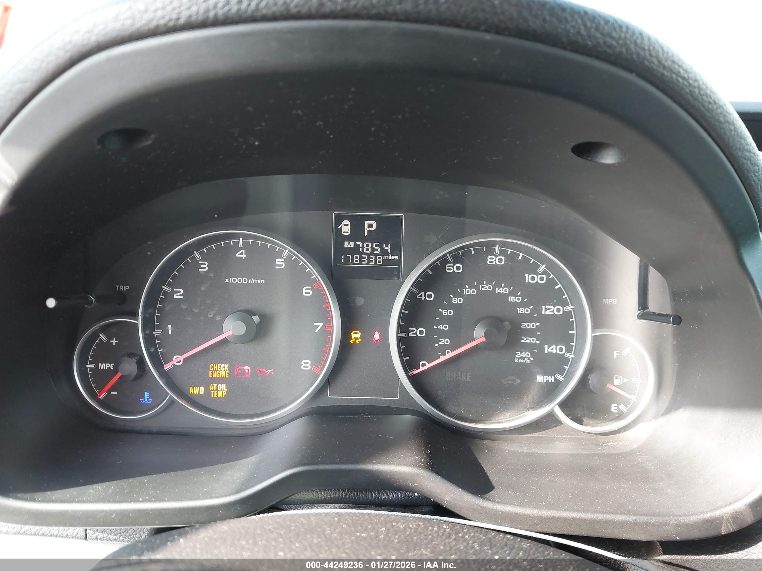 SUBARU OUTBACK image 7