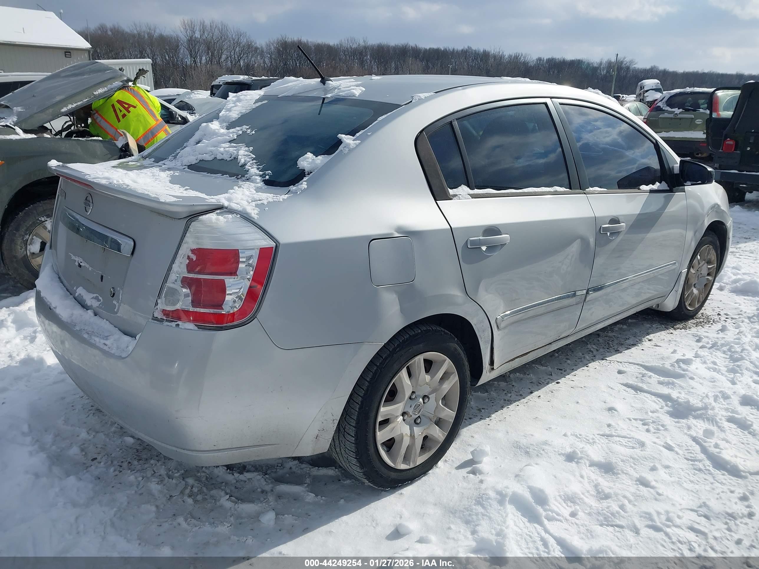 NISSAN SENTRA image 4