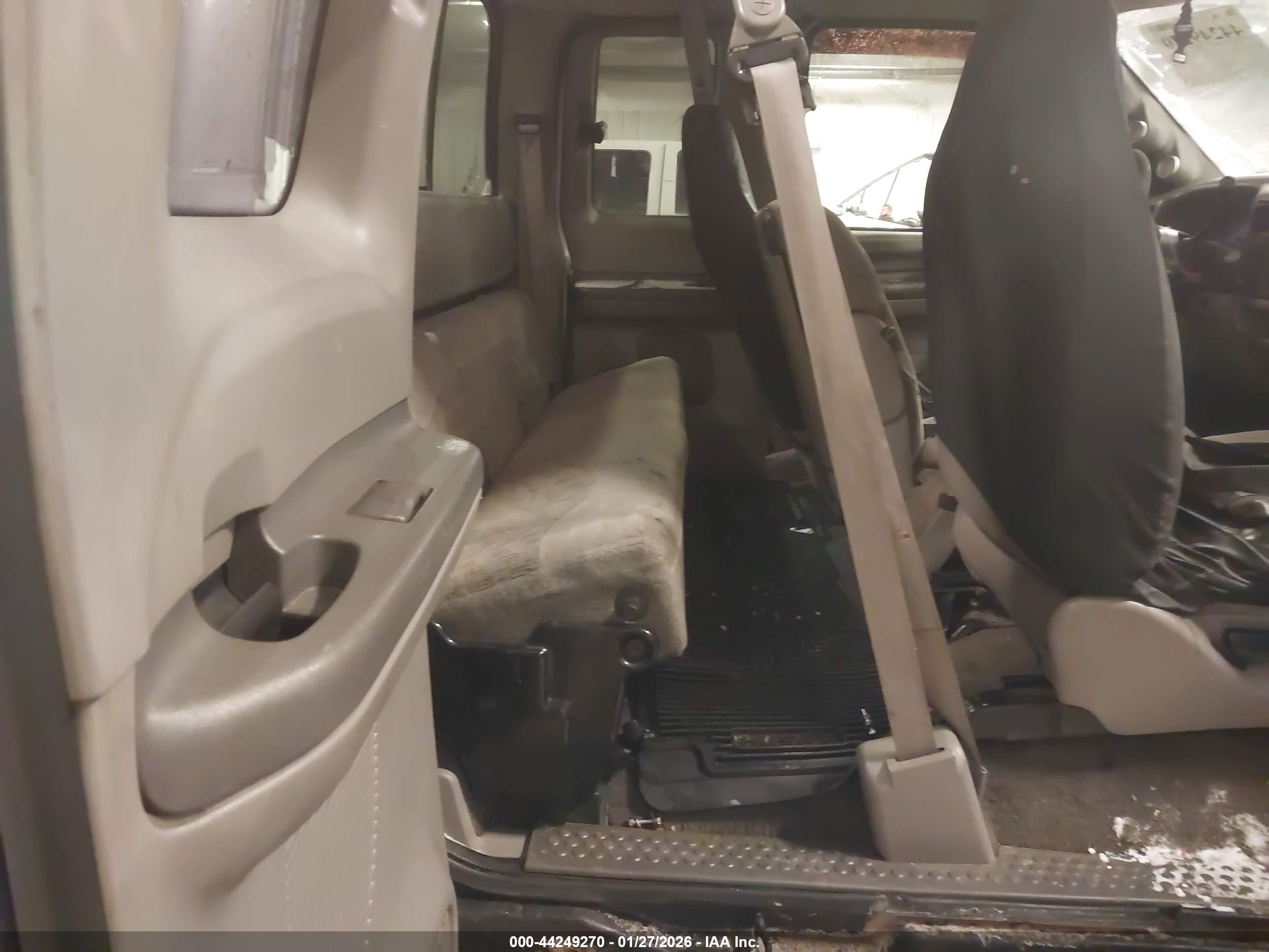 FORD F-250 image 8