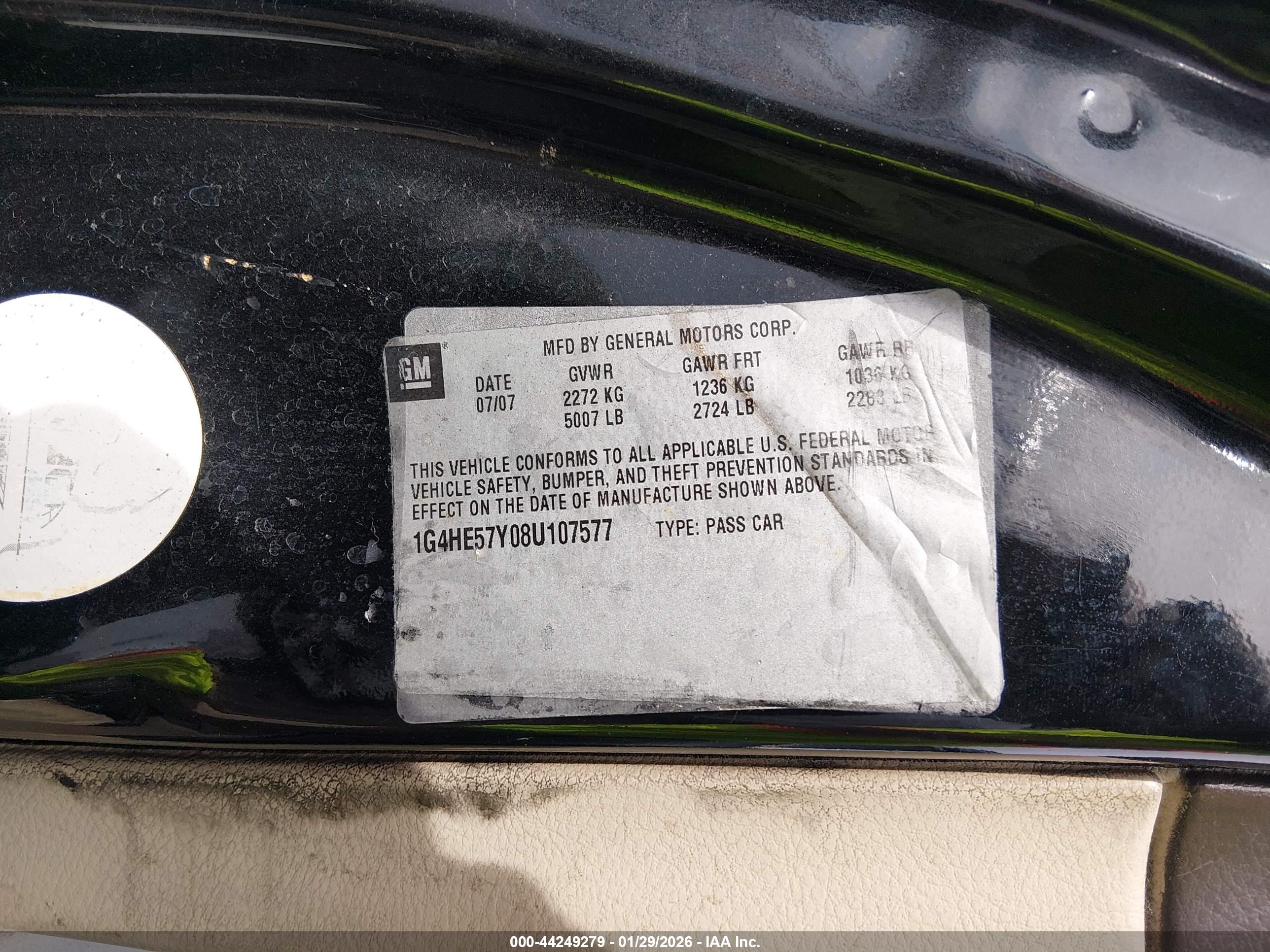 BUICK LUCERNE image 9