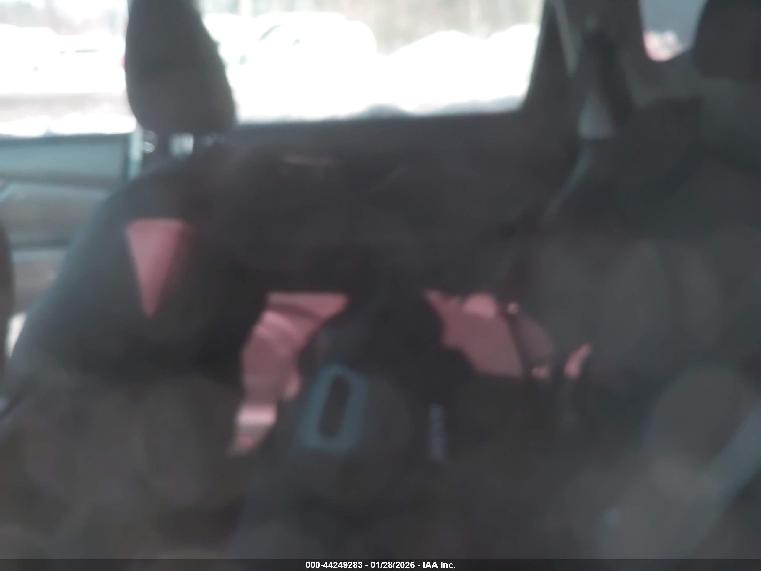 NISSAN ROGUE image 8
