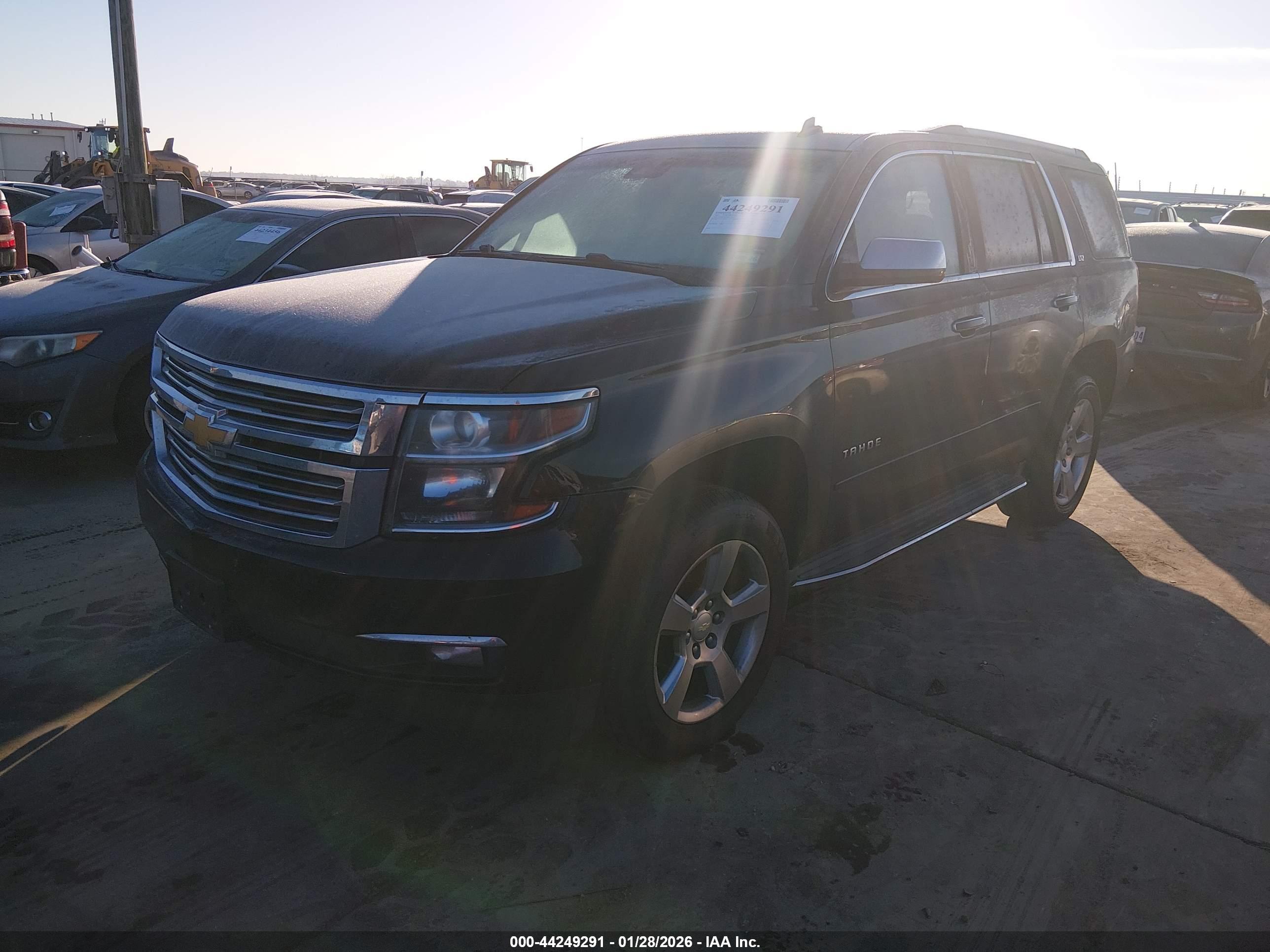 CHEVROLET TAHOE image 2