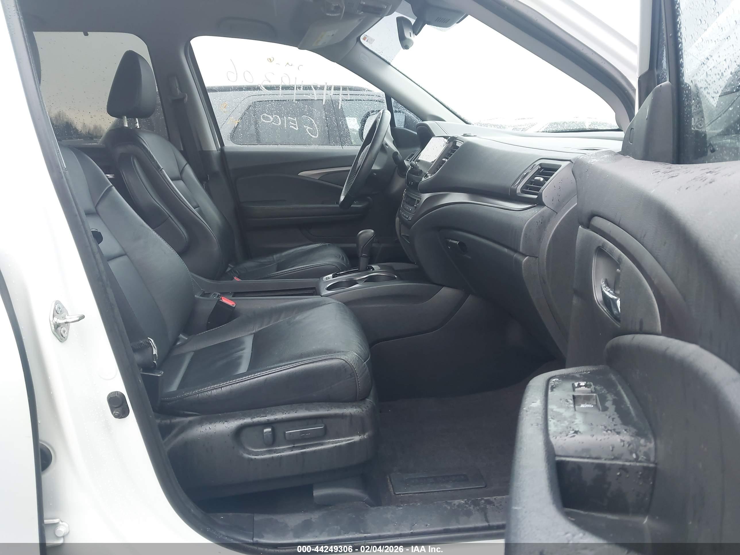 HONDA PILOT image 5