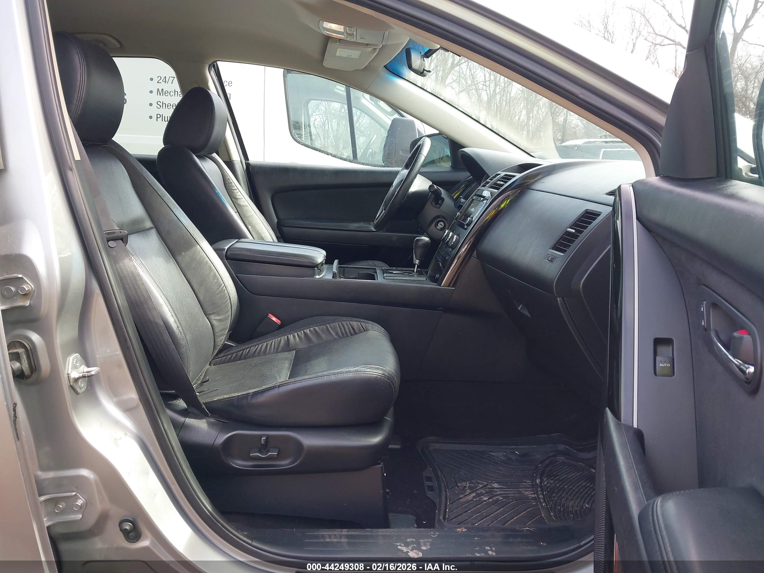MAZDA CX-9 image 5